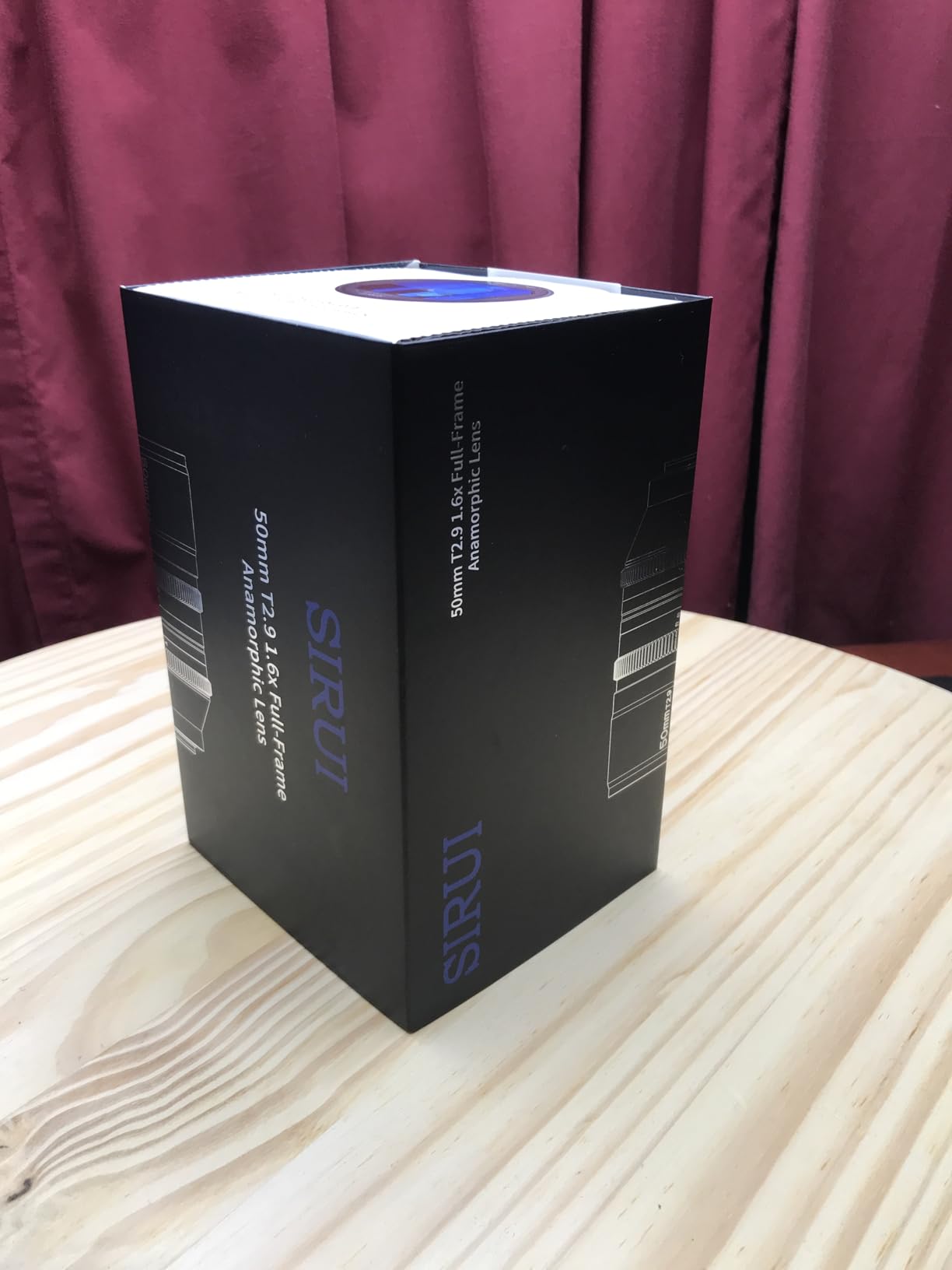 SIRUI 50mm T2.9 1.6X Full-Frame Anamorphic Lens Cinema Lens (E Mount) - Customer Photo 1