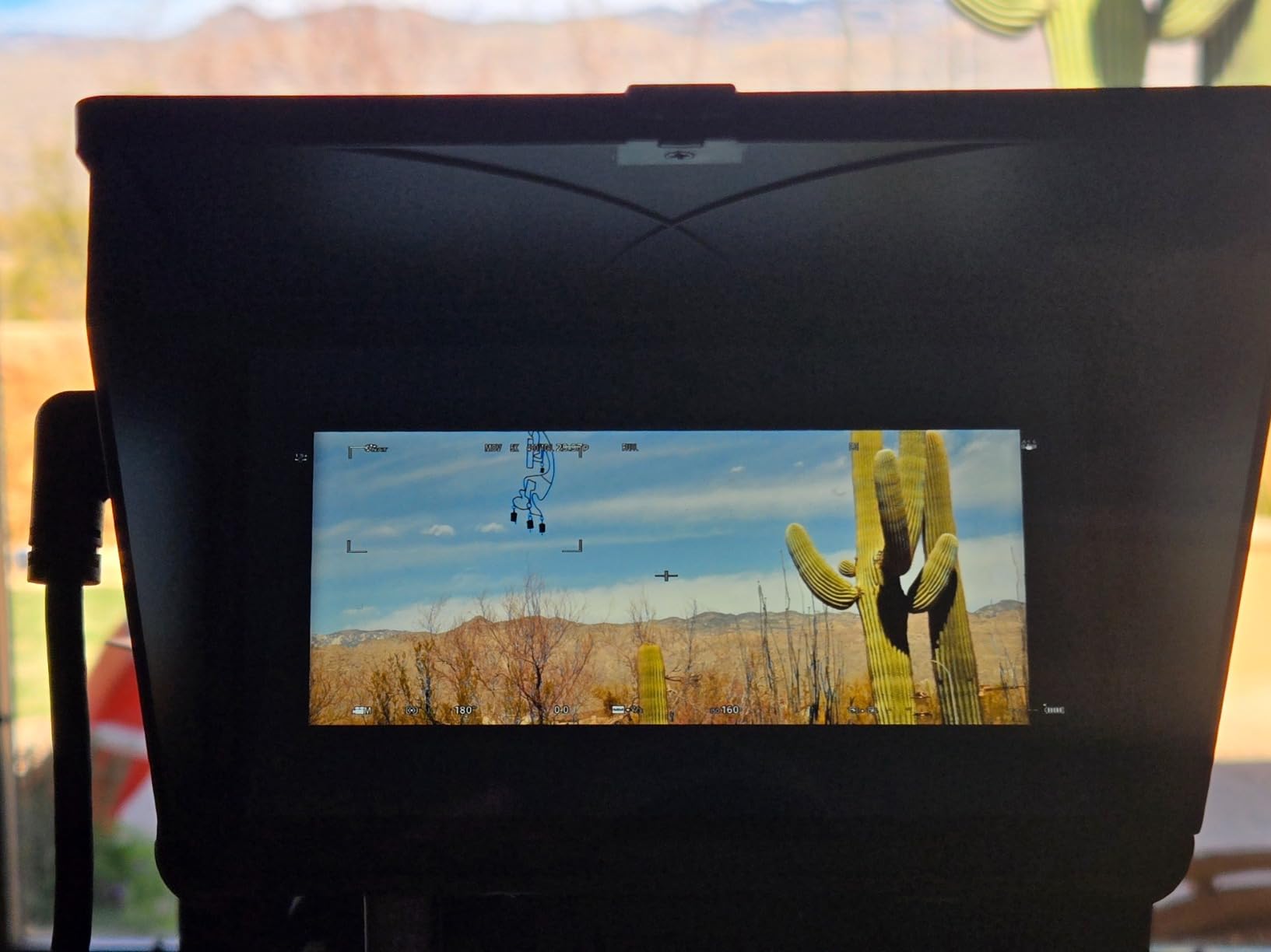 SIRUI 100mm T2.9 1.6X Full-Frame Anamorphic Lens Cinema Lens (E Mount) - Customer Photo 1