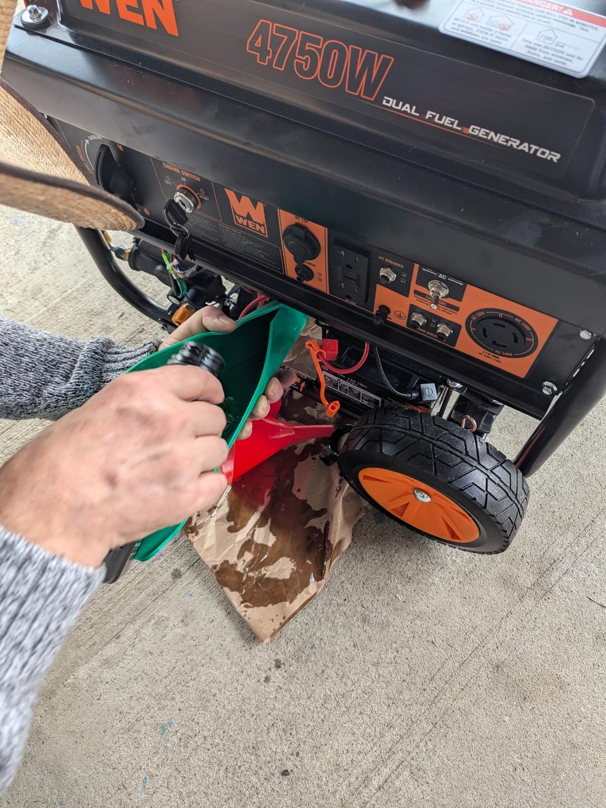 WEN 4,750-Watt 120V/240V Dual Fuel Portable Generator with Wheel Kit and Electric Start (DF475T) - Customer Photo 1