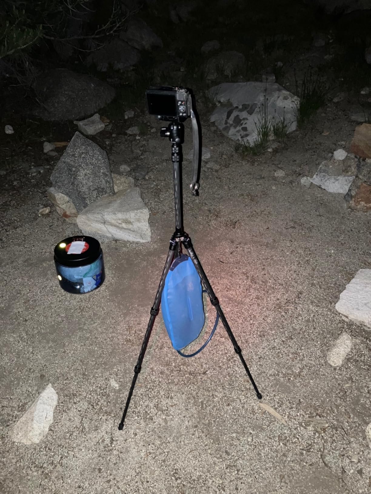 AOKA 28-inch/1.1 lb Mini Portable Carbon Fiber Tripod, Lightweight and Compact Travel Desktop Tripod for Mobile Phones, Mirrorless Cameras, Camcorders, Projectors, Webcams Customer Review AOKA 28-inch/1.1 lb Mini Portable Carbon Fiber Tripod, Lightweight and Compact Travel Desktop Tripod for Mobile Phones, Mirrorless Cameras, Camcorders, Projectors, Webcams - Customer Photo 1