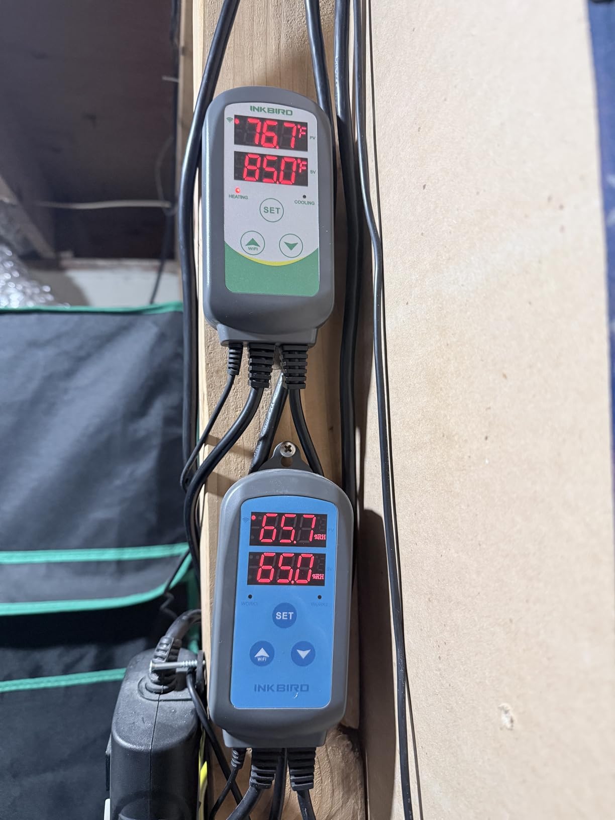 Inkbird WiFi ITC-308 Digital Temperature Controller Thermostat with Remote Monitoring and Controlling for Home Brewing, Fermentation, Breeding, Incubation, Greenhouse - Customer Photo 1