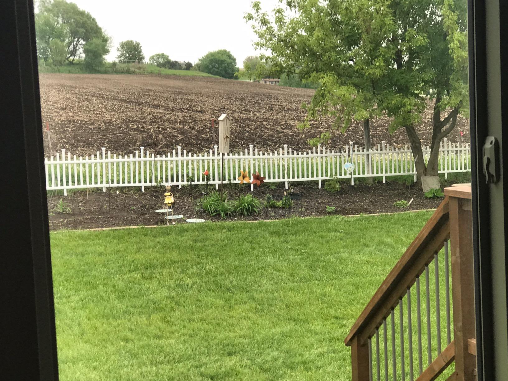 3ft H x 3.5ft W (2 Panels) No Dig Zippity Baskenridge Fence Panel Kit, Vinyl Fencing Panel, White Vinyl Fences for Yard, Temporary for Backyard, White Picket Garden Border, DIY ZP19037 - Customer Photo 2