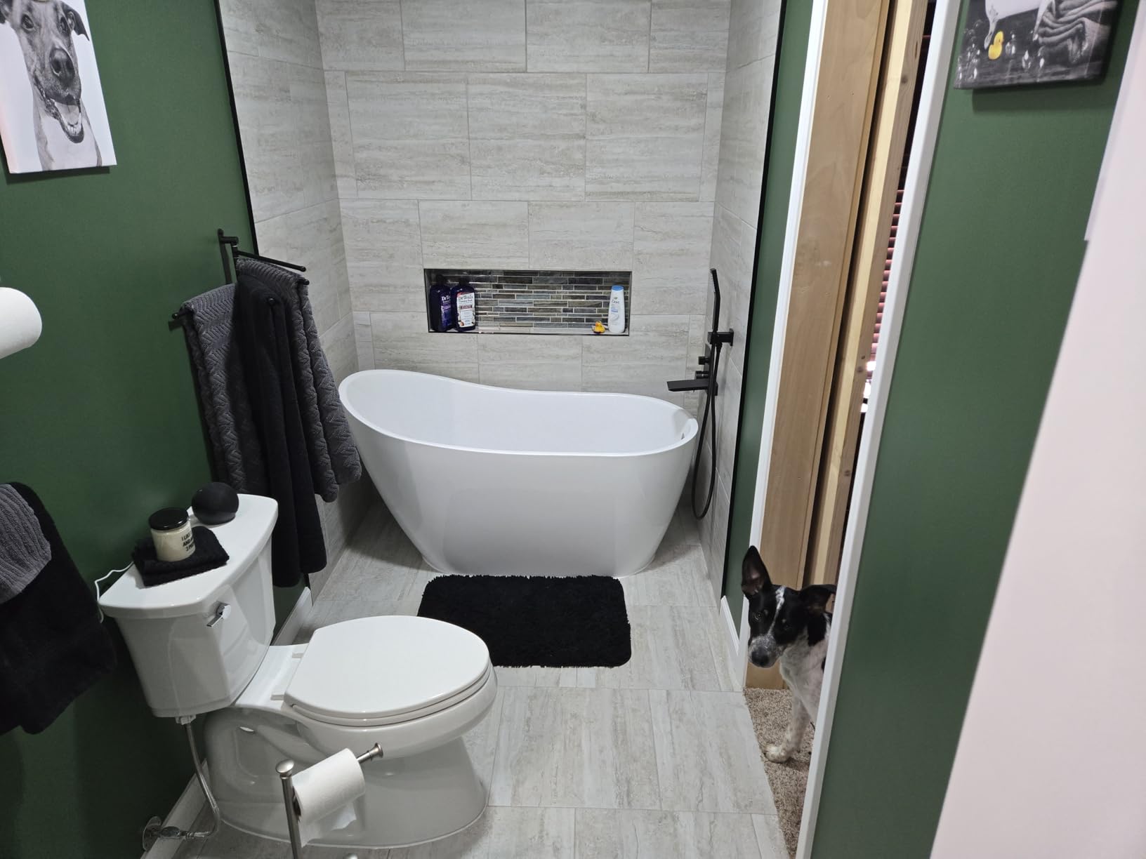 WOODBRIDGE Acrylic Freestanding Contemporary Soaking Tub with Brushed Nickel Overflow and Drain, 54