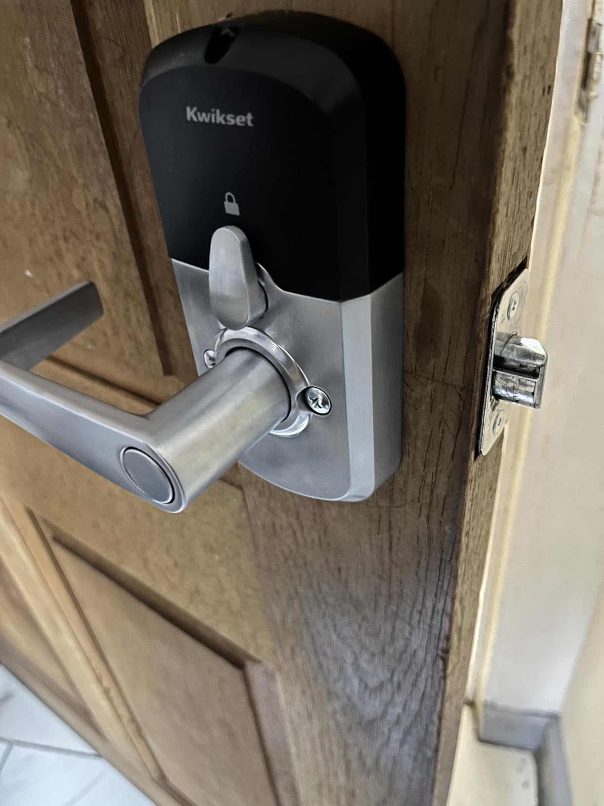 Kwikset SmartCode 955 Pembroke Light Commercial 10-Button Keypad Electronic Lever, Convenient Keyless Entry, 3-Year Battery Life and High Traffic Durability - Customer Photo 2