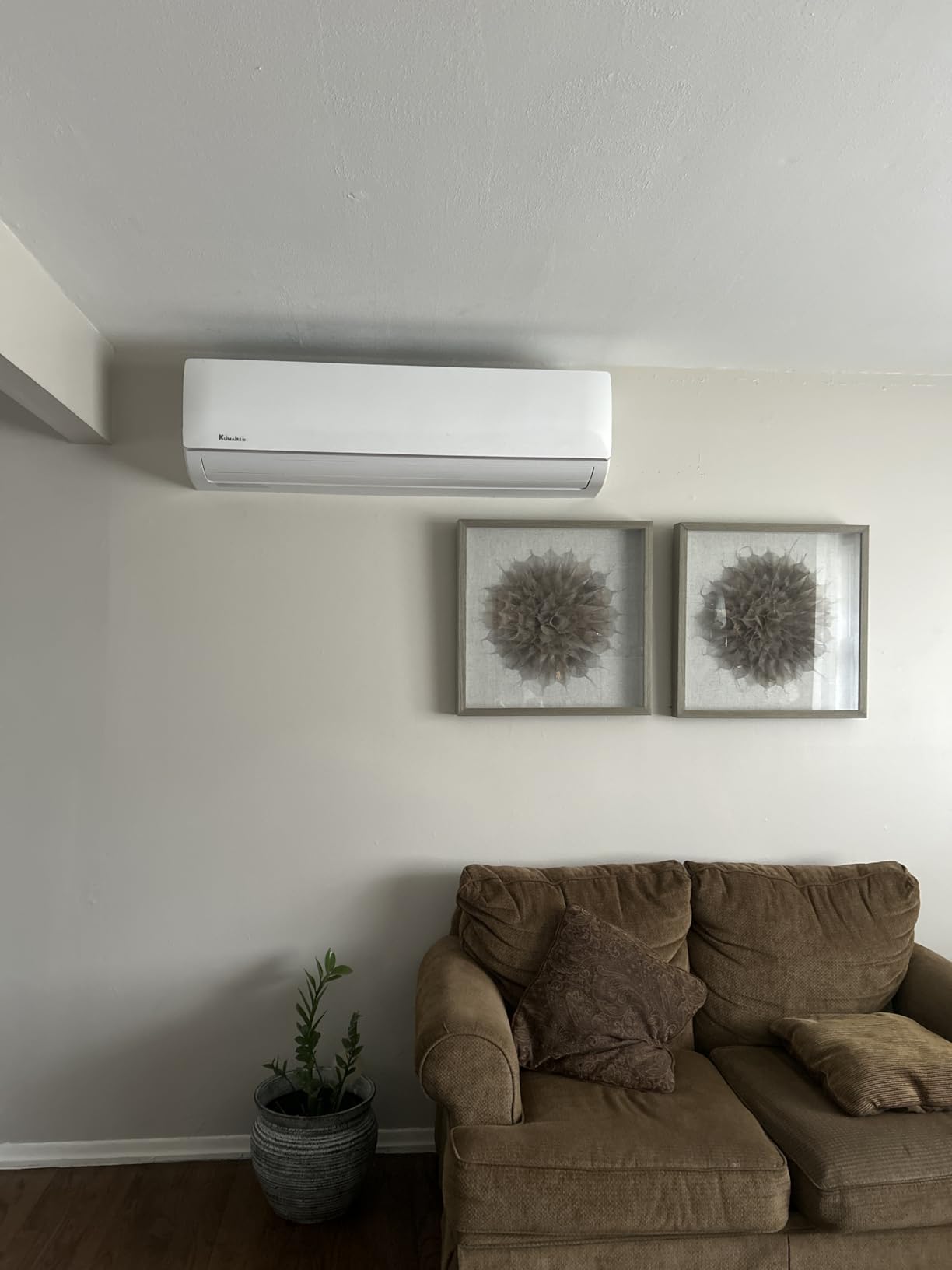Klimaire 12,000 BTU 20.8 SEER2 Ductless Mini-Split Inverter Air Conditioner Heat Pump System with All-Inclusive 16' Installation Kit, Wall Bracket, Electrical Disconnect -Tight Whip (115V) Customer Review Klimaire 12,000 BTU 20.8 SEER2 Ductless Mini-Split Inverter Air Conditioner Heat Pump System with All-Inclusive 16' Installation Kit, Wall Bracket, Electrical Disconnect -Tight Whip (115V) - Customer Photo 1