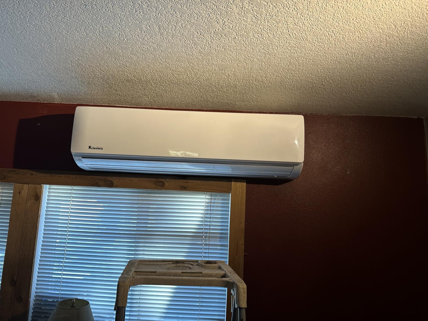 Klimaire 12,000 BTU 20.8 SEER2 Ductless Mini-Split Inverter Air Conditioner Heat Pump System with All-Inclusive 16' Installation Kit, Wall Bracket, Electrical Disconnect -Tight Whip (115V) Customer Review Klimaire 12,000 BTU 20.8 SEER2 Ductless Mini-Split Inverter Air Conditioner Heat Pump System with All-Inclusive 16' Installation Kit, Wall Bracket, Electrical Disconnect -Tight Whip (115V) - Customer Photo 2