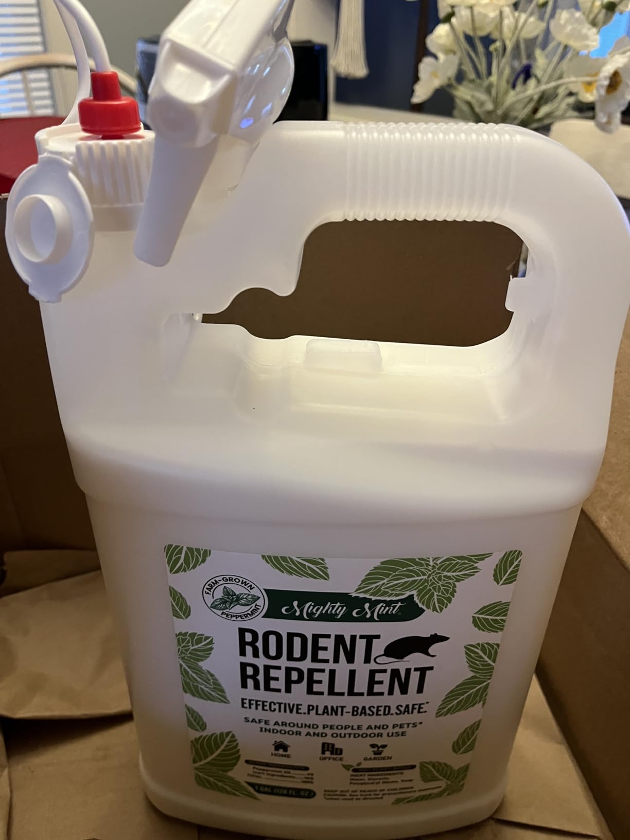 Mighty Mint Peppermint Oil Rodent Repellent Spray with Microfiber Cloth – Natural Indoor & Outdoor Control for Mice and Rats – Plant-Based, Extra-Strong Formula - 1 Gallon (128 oz) - Customer Photo 1