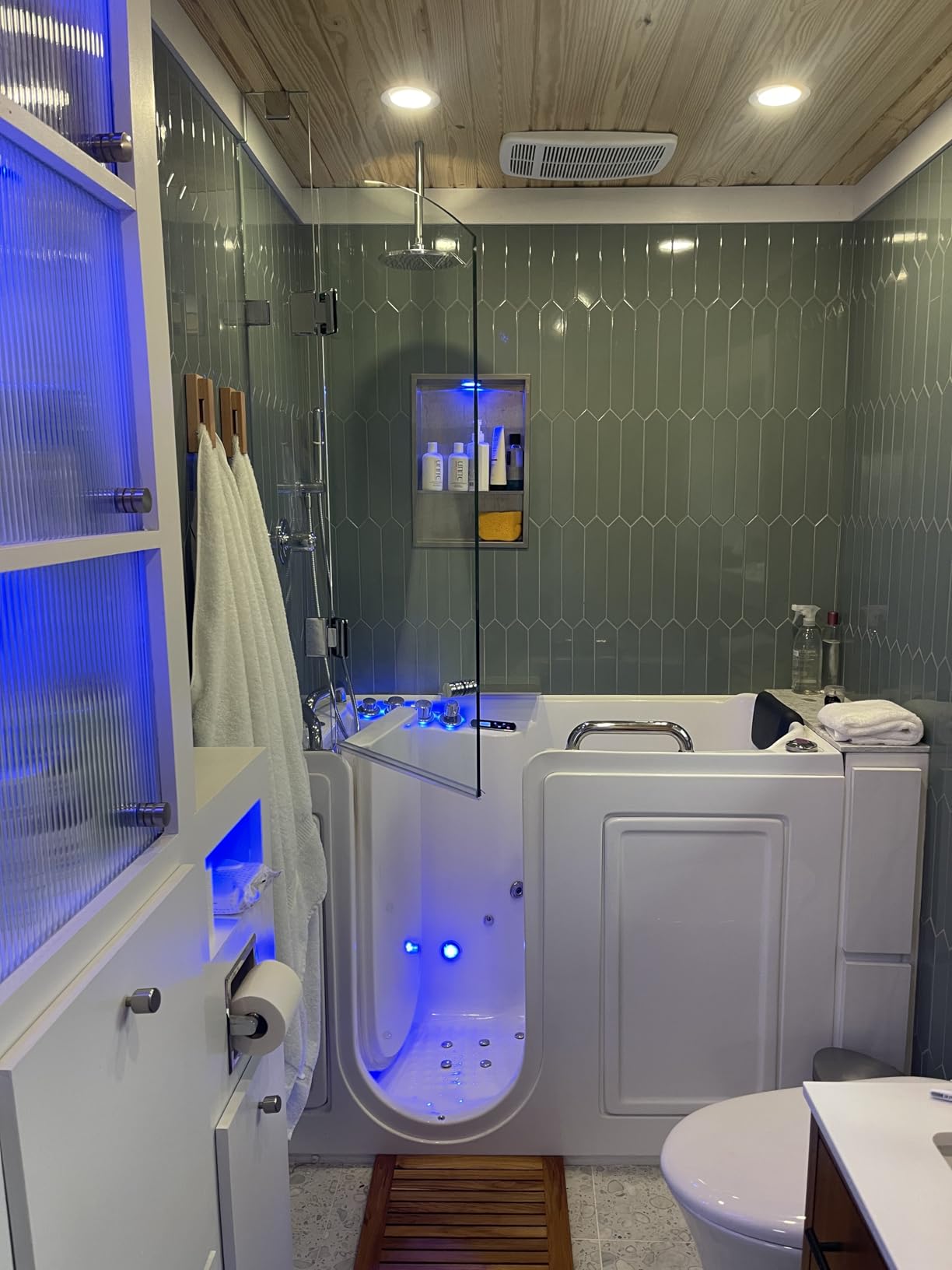 ANZZI Walk-In Whirlpool & Air Tub 27