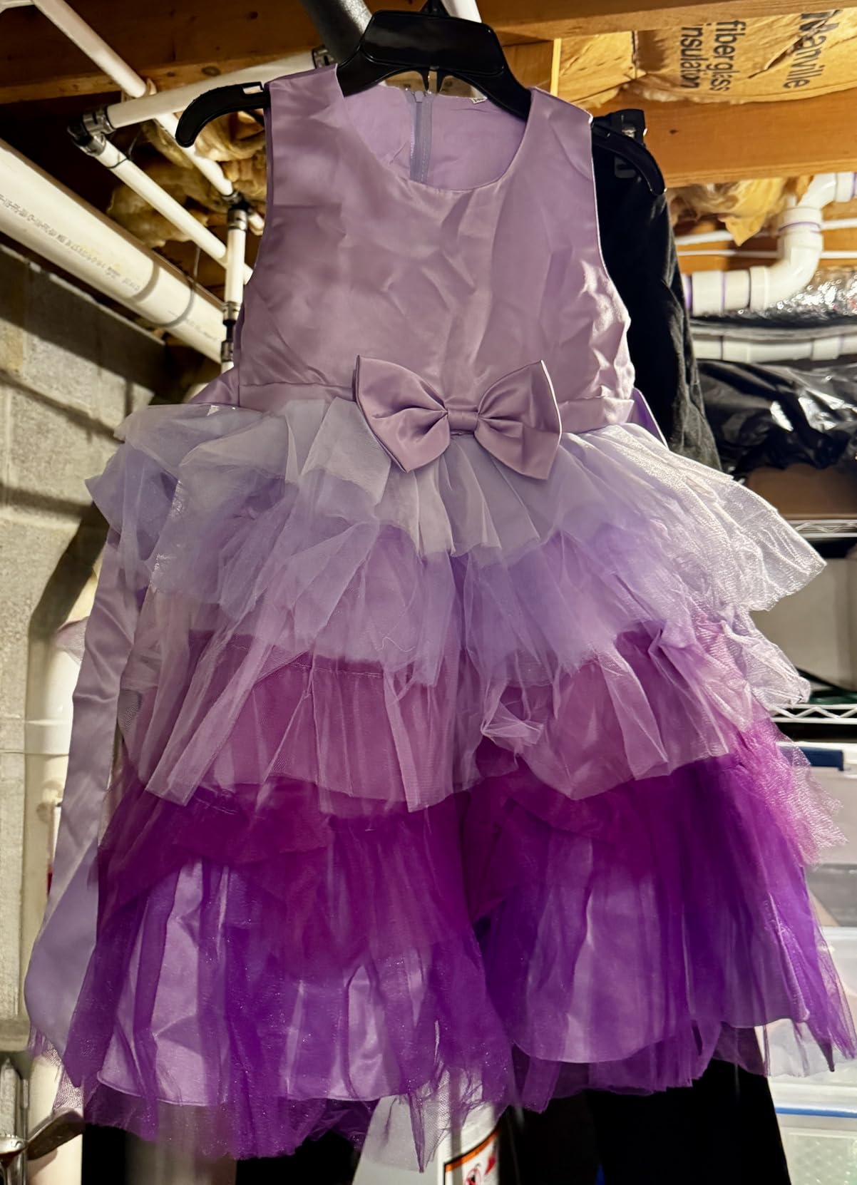 Conair Handheld Garment Steamer for Clothes, Turbo ExtremeSteam 1875W Fabric Steamer, Portable Handheld Design, Strong Penetrating Steam, White/Champagne Customer Review Conair Handheld Garment Steamer for Clothes, Turbo ExtremeSteam 1875W Fabric Steamer, Portable Handheld Design, Strong Penetrating Steam, White/Champagne - Customer Photo 2