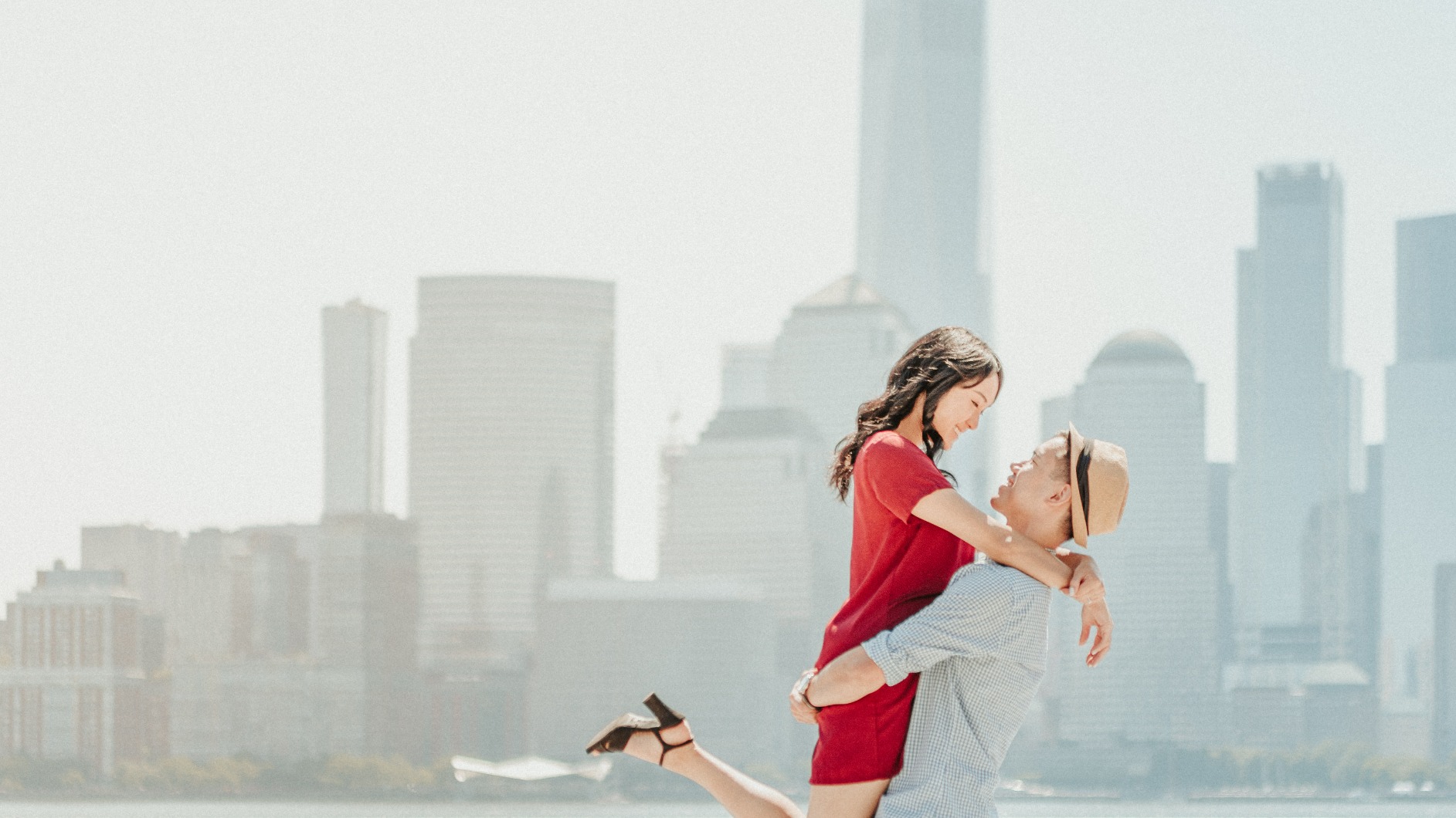 Sony α7R IV Full-frame Mirrorless Interchangeable Lens Camera (ILCE7RM4/B) - Customer Photo 1