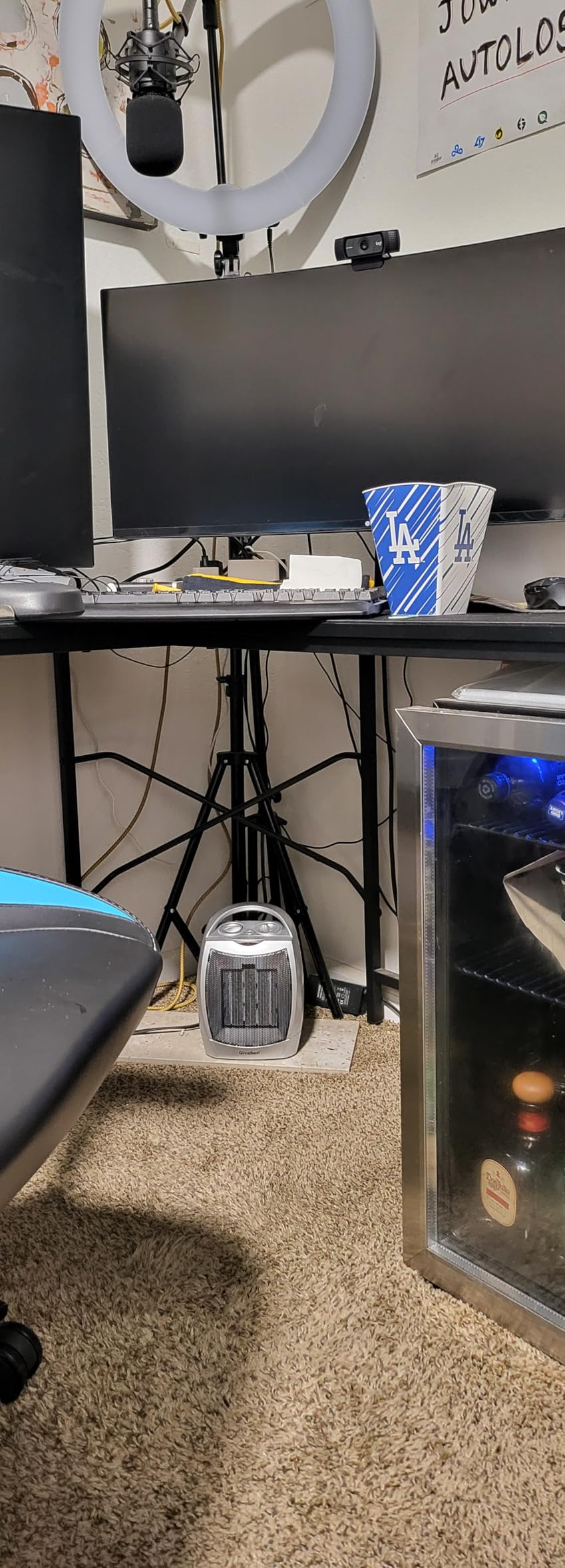 GiveBest Portable Electric Space Heater with Thermostat, 1500W/750W Safe and Quiet Ceramic Heater Fan, Heat Up 200 Square Feet for Office Room Desk Indoor Use, Silver customer photo 1