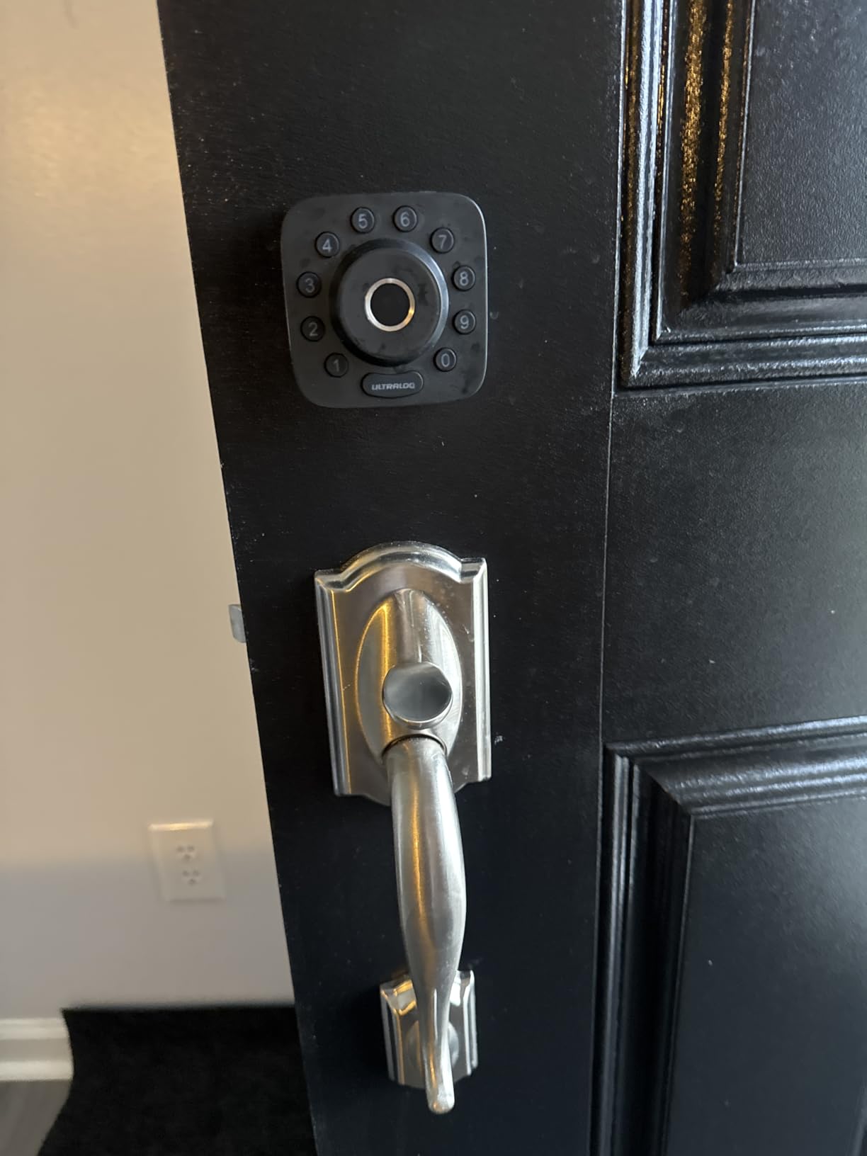 ULTRALOQ Smart Lock U-Bolt Pro, 7-in-1 Fingerprint Keyless Entry Door Lock with App Control, Anti-peep Keypad, Auto Lock, Smart Deadbolt Front Door, IP65 Waterproof, Easy Installation, 1 Year Battery - Customer Photo 1