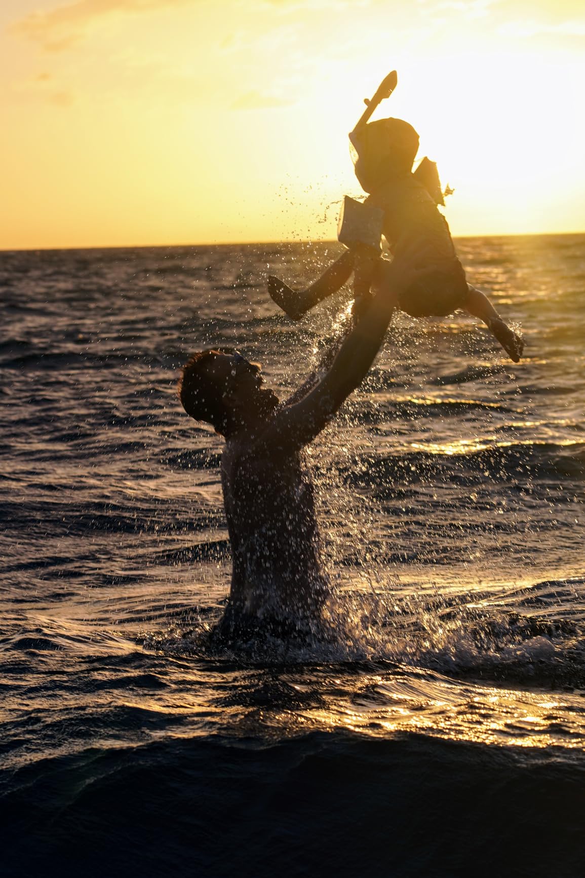 Sony SEL85F18 85mm F/1.8-22 Medium-Telephoto Fixed Prime Camera Lens - Customer Photo 2