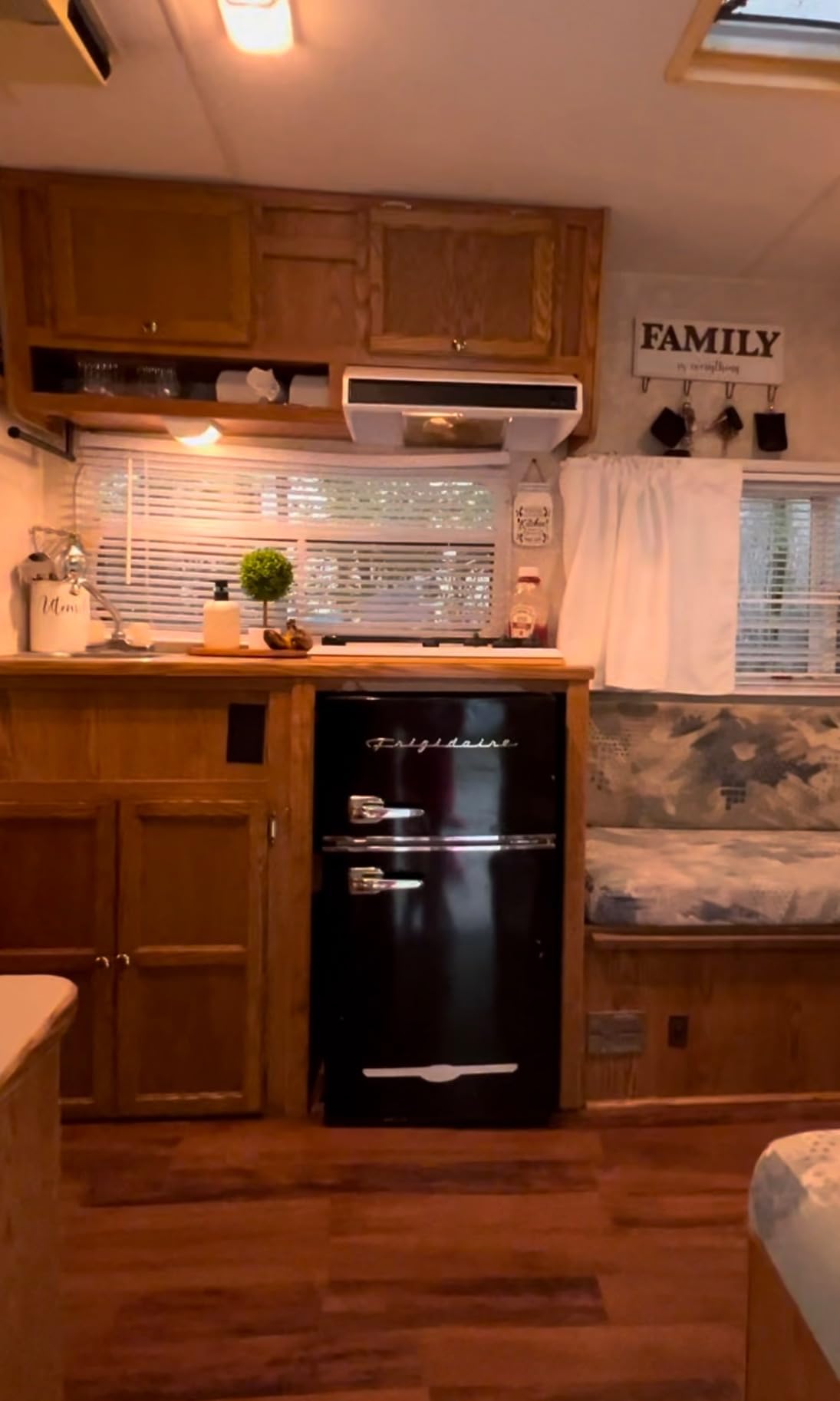 Frigidaire EFR840 Retro Mini Fridge with Freezer & Side Bottle Opener - Small 2 Door Refrigerator for Office Bar or College Dorm Room - 3.2 Cu Ft, Black - Customer Photo 2