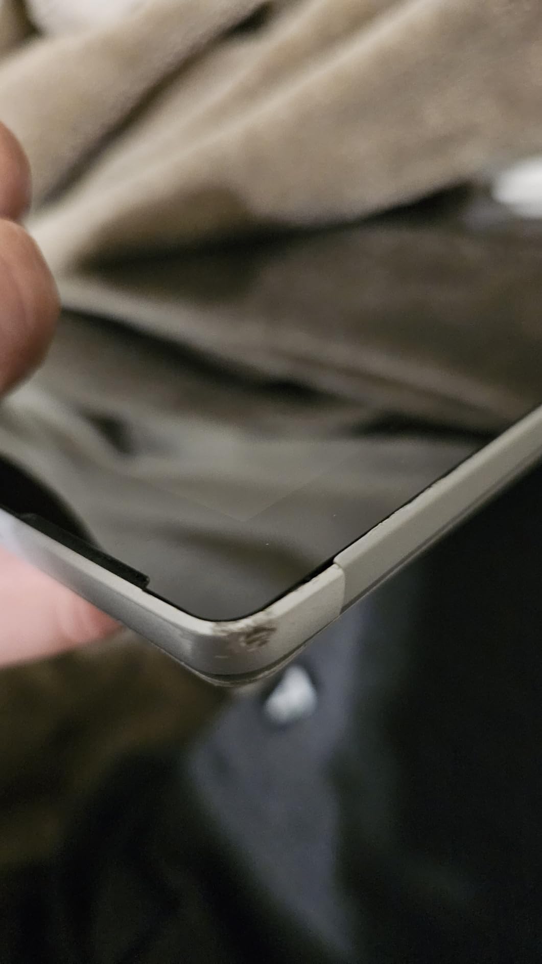 Microsoft Surface Pro 7 12.3in Intel Core i5 10th Gen 8GB RAM 128GB SSD Platinum (Renewed) - Customer Photo 2