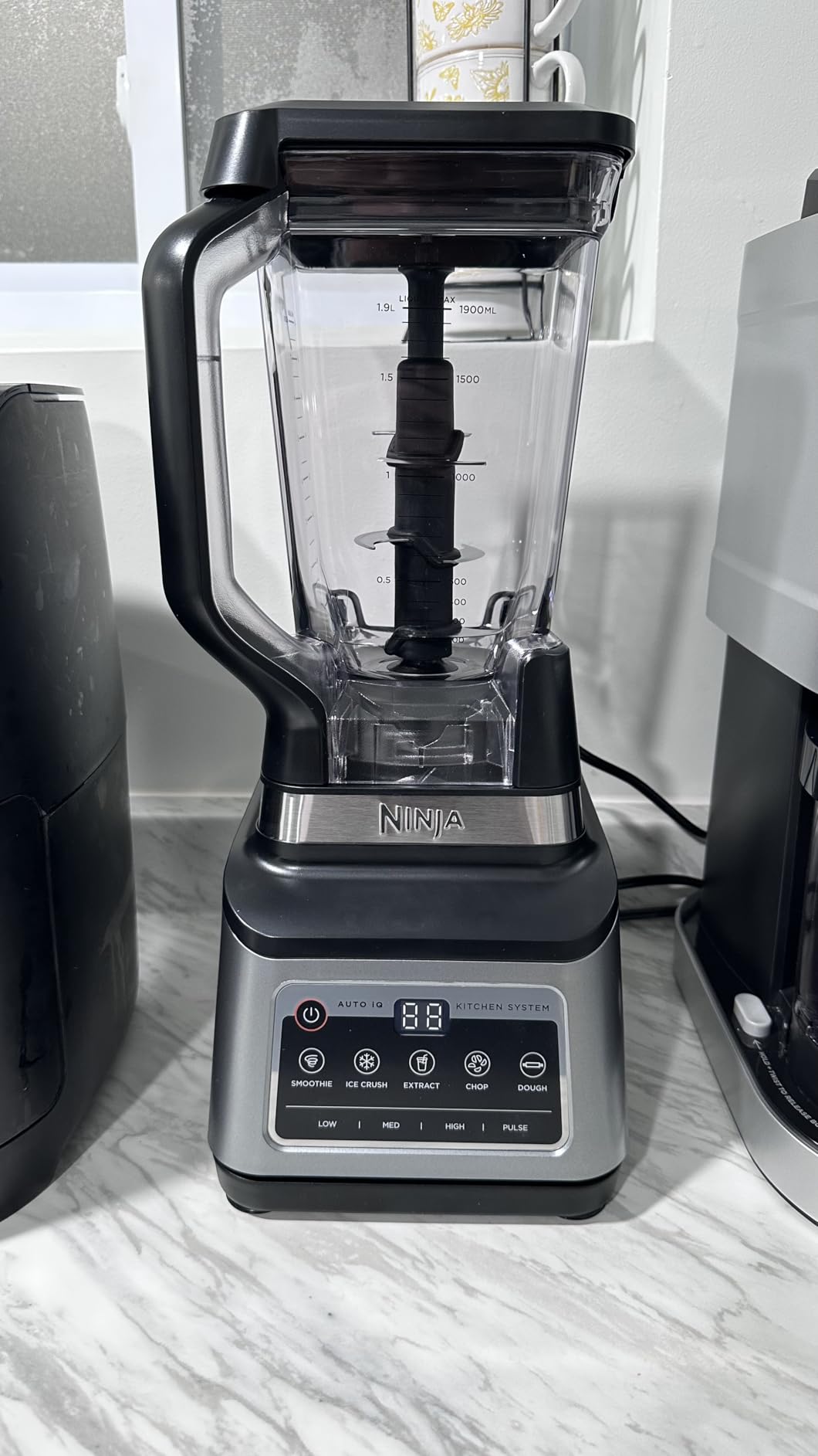Ninja BN701 Professional Plus Blender, 1400 Peak Watts, 3 Functions for Smoothies, Frozen Drinks & Ice Cream with Auto IQ, 72-oz.* Total Crushing Pitcher & Lid, Dark Grey - Customer Photo 2