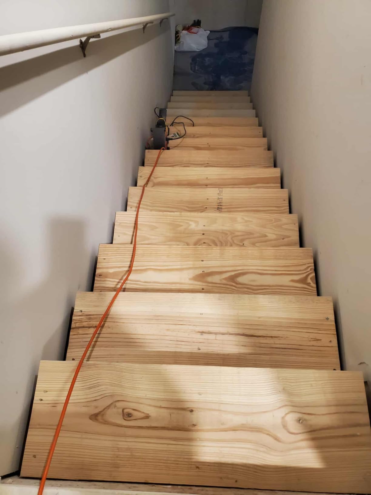 DEWALT Random Orbit Sander, Variable Speed, 5-Inch - DWE6423 - Customer Photo 2