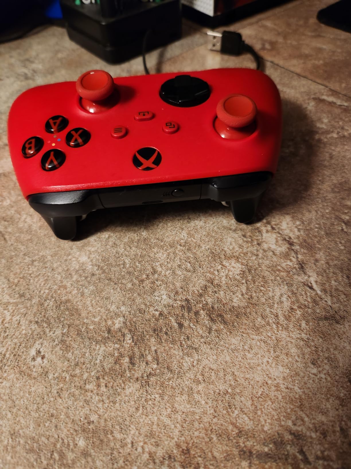 Xbox Core Wireless Gaming Controller – Pulse Red Series X|S, One, Windows PC, Android, and iOS - Customer Photo 2