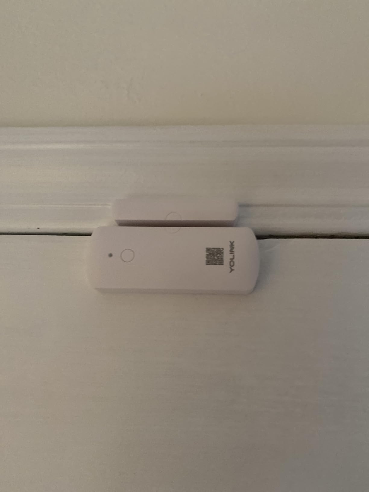 YoLink LoRa Smart Door & Window Sensor: Up to 1/4 Mile Open-Air Range, Door Left-Open Reminders, up to 5 Year Battery Life, Alexa, IFTTT, Home Assistant, Hub Required Customer Review YoLink LoRa Smart Door & Window Sensor: Up to 1/4 Mile Open-Air Range, Door Left-Open Reminders, up to 5 Year Battery Life, Alexa, IFTTT, Home Assistant, Hub Required - Customer Photo 2