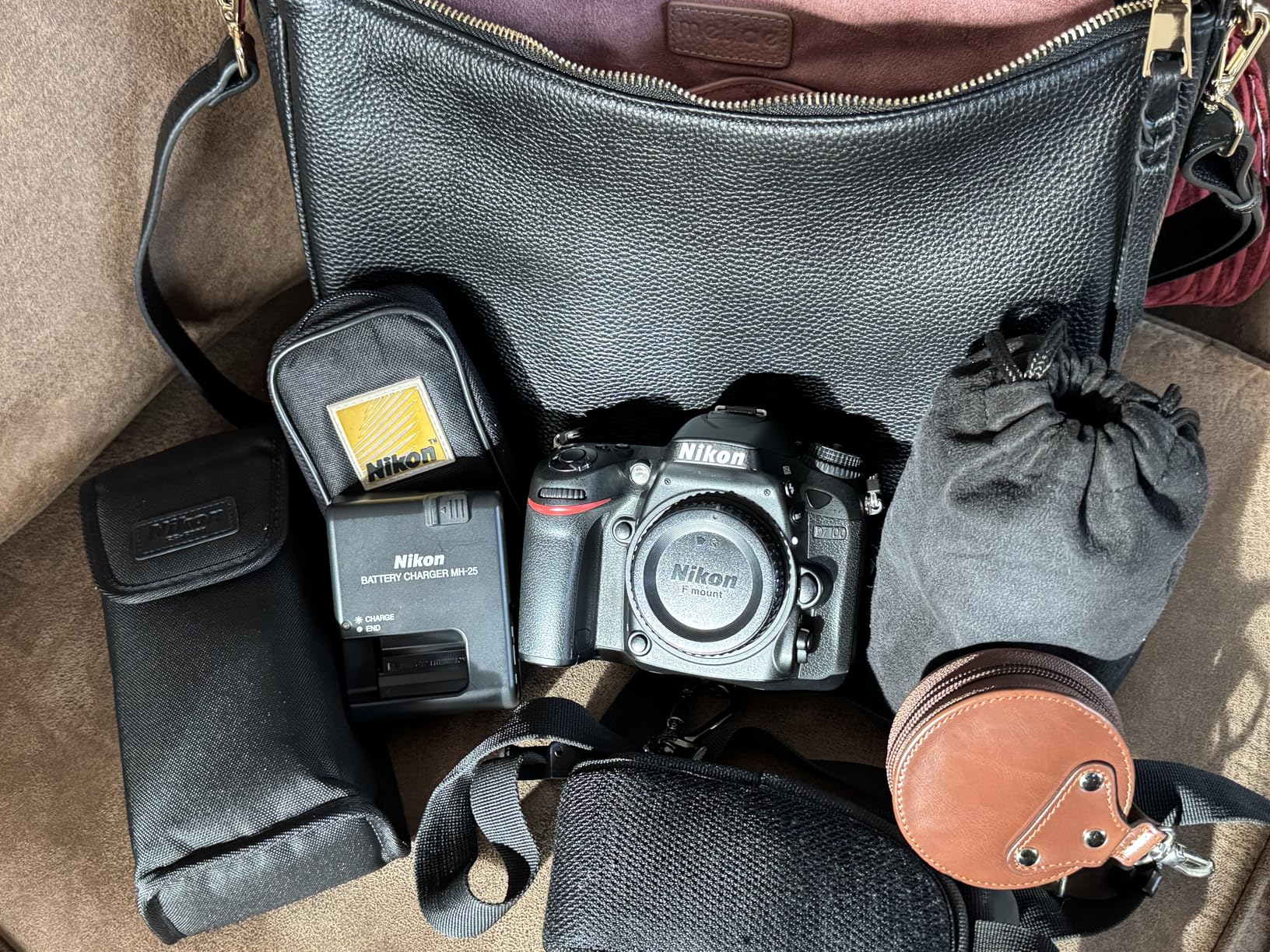 Meliae Camera Bag for Women, DSLR Mirrorless Camera Purse, Leather Shoulder Crossbody Hobo Travel Tote - Customer Photo 1