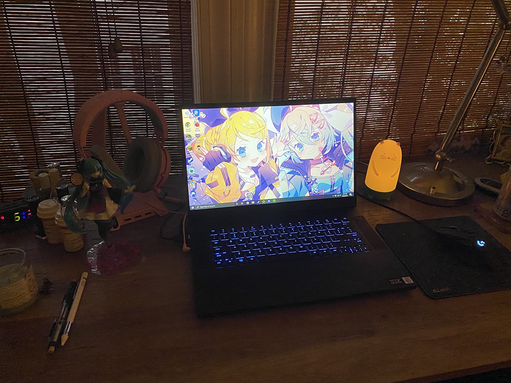 Razer Blade 15 Advanced Gaming Laptop 2020: Intel Core i7-10875H 8-Core, NVIDIA GeForce RTX 2070 Super Max-Q, 15.6 Razer Blade 15 Advanced Gaming Laptop 2020: Intel Core i7-10875H 8-Core, NVIDIA GeForce RTX 2070 Super Max-Q, 15.6