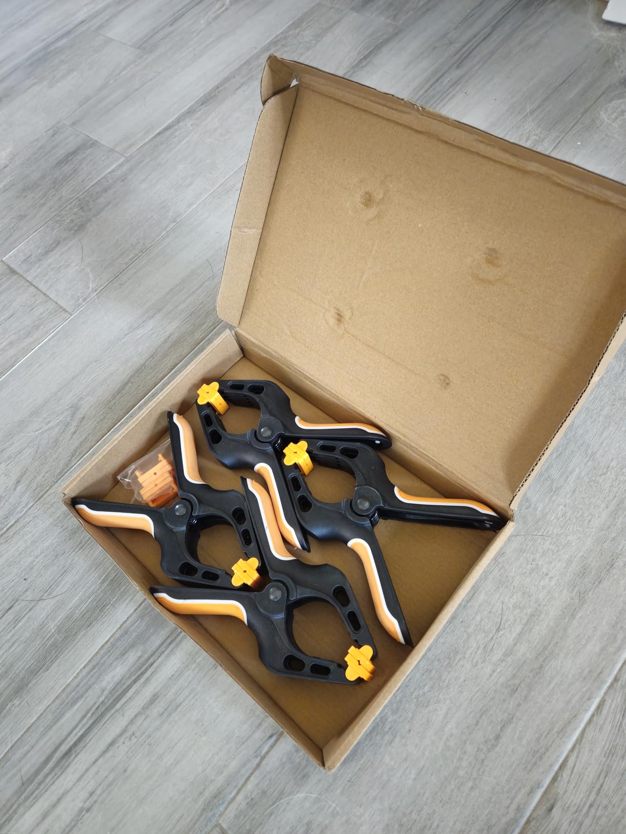 TOLESA Heavy Duty Spring Clamps 7 Inch 4 Pcs Large Wood Clamps with 30Lbs Powerful Clamping Force Deep Throat Nylon Clamps for Woodworking Photography Backdrop Household Use Cover Holding Wood Gluing - Customer Photo 1