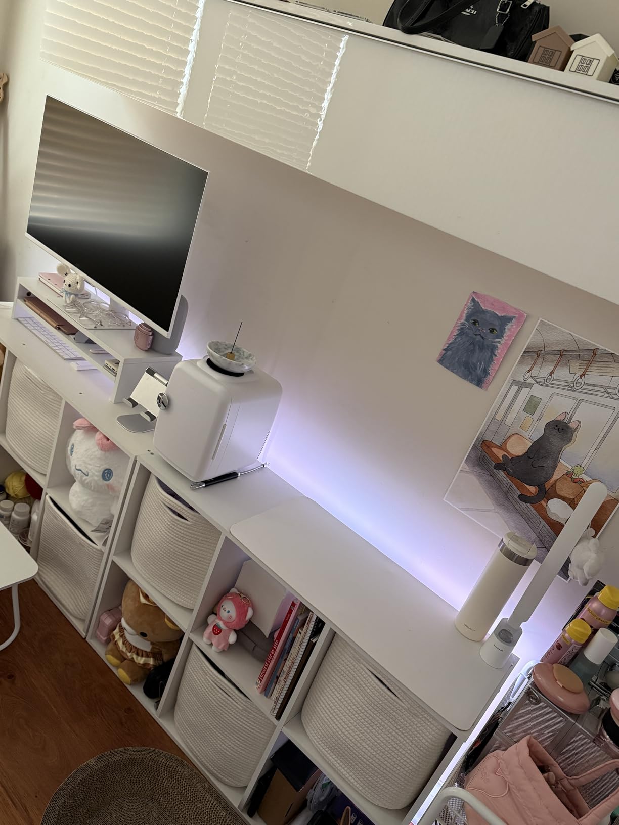 CROWNFUL Mini Fridge, 4 Liter/6 Can Portable Cooler and Warmer Personal Refrigerator for Skin Care, Cosmetics, Beverage, Food,Great for Bedroom, Office, Car, Dorm, ETL Listed (White) - Customer Photo 1