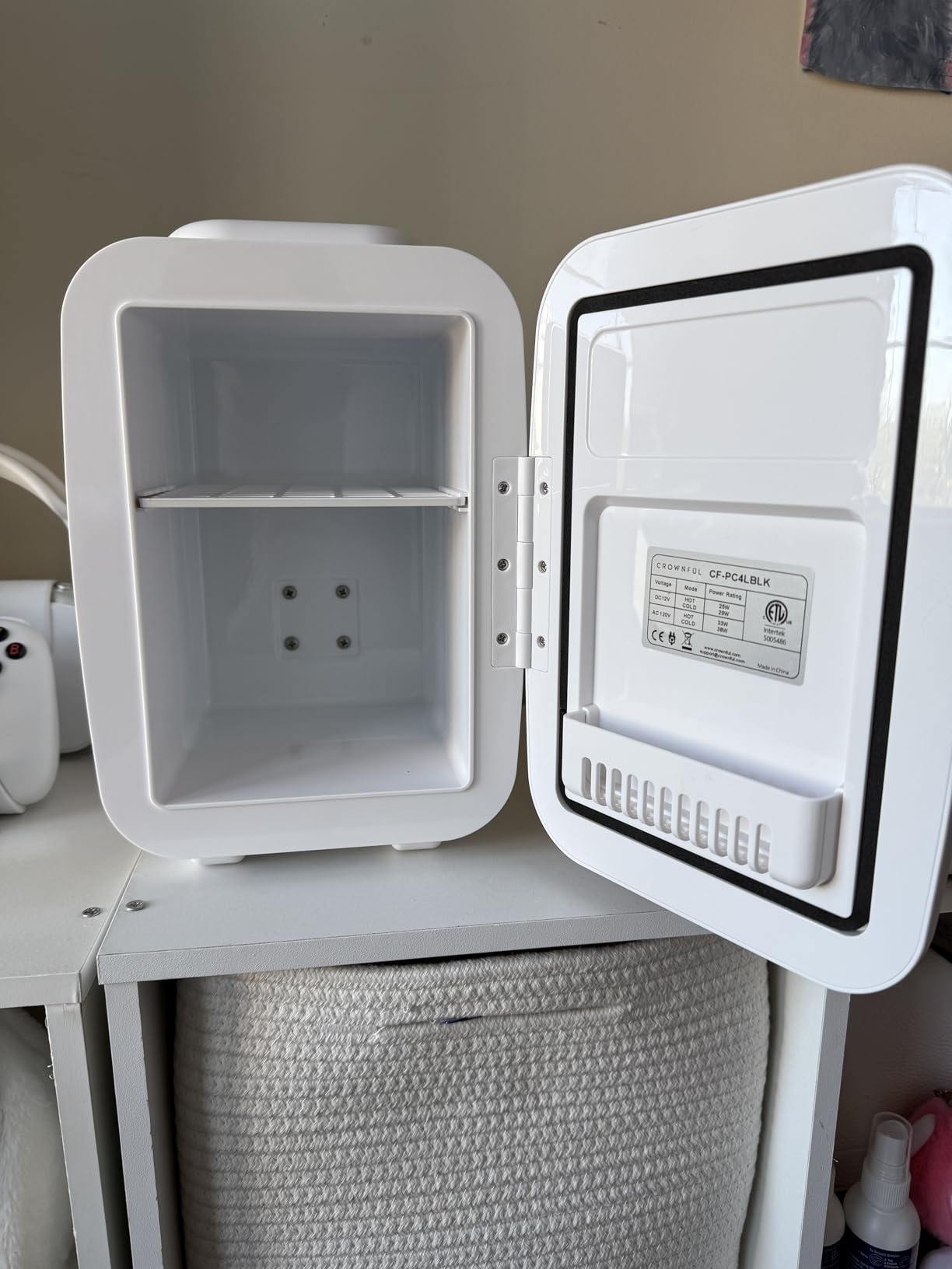 CROWNFUL Mini Fridge, 4 Liter/6 Can Portable Cooler and Warmer Personal Refrigerator for Skin Care, Cosmetics, Beverage, Food,Great for Bedroom, Office, Car, Dorm, ETL Listed (White) - Customer Photo 2