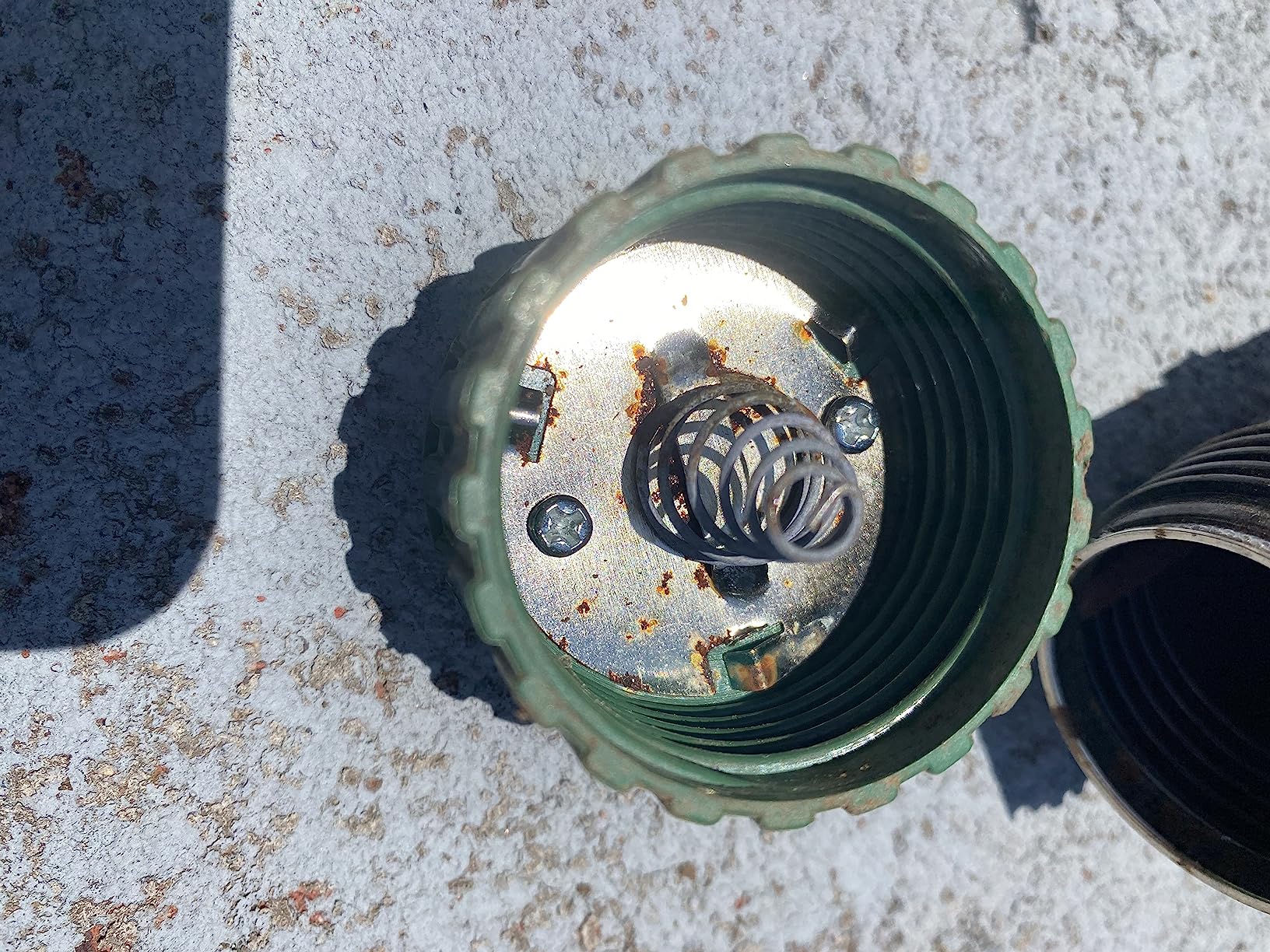 4 Pack Sonic Mole Chaser - Battery Operated Rodent Repeller Stake, Scares Away Moles, Voles, Gophers and Rats by Reusable Revolution (Green & Black) - Customer Photo 1