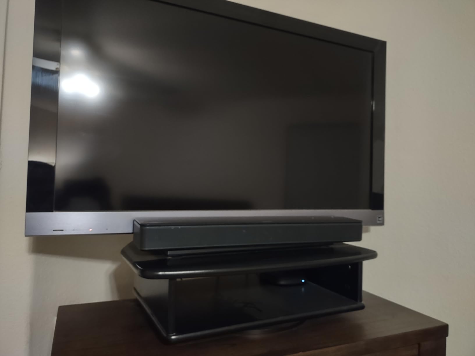 Bose TV Speaker - Soundbar for TV with Bluetooth and HDMI-ARC Connectivity, All-in-One Compact Soundbar, Includes Remote Control, Black Customer Review Bose TV Speaker - Soundbar for TV with Bluetooth and HDMI-ARC Connectivity, All-in-One Compact Soundbar, Includes Remote Control, Black - Customer Photo 2