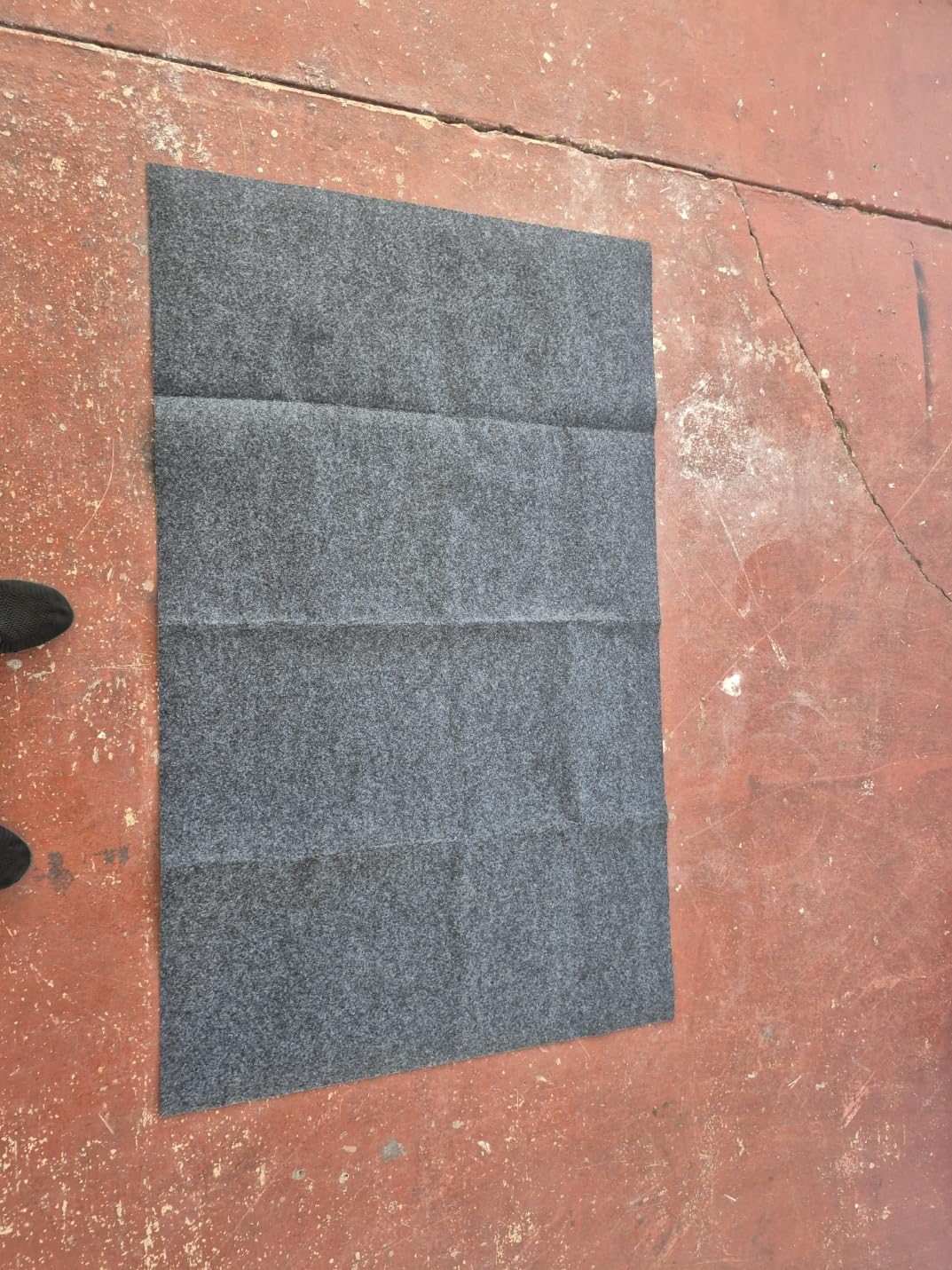 Drymate Premium Maintenance Mat Oil Spill Garage Floor Mat (60 Drymate Premium Maintenance Mat Oil Spill Garage Floor Mat (60