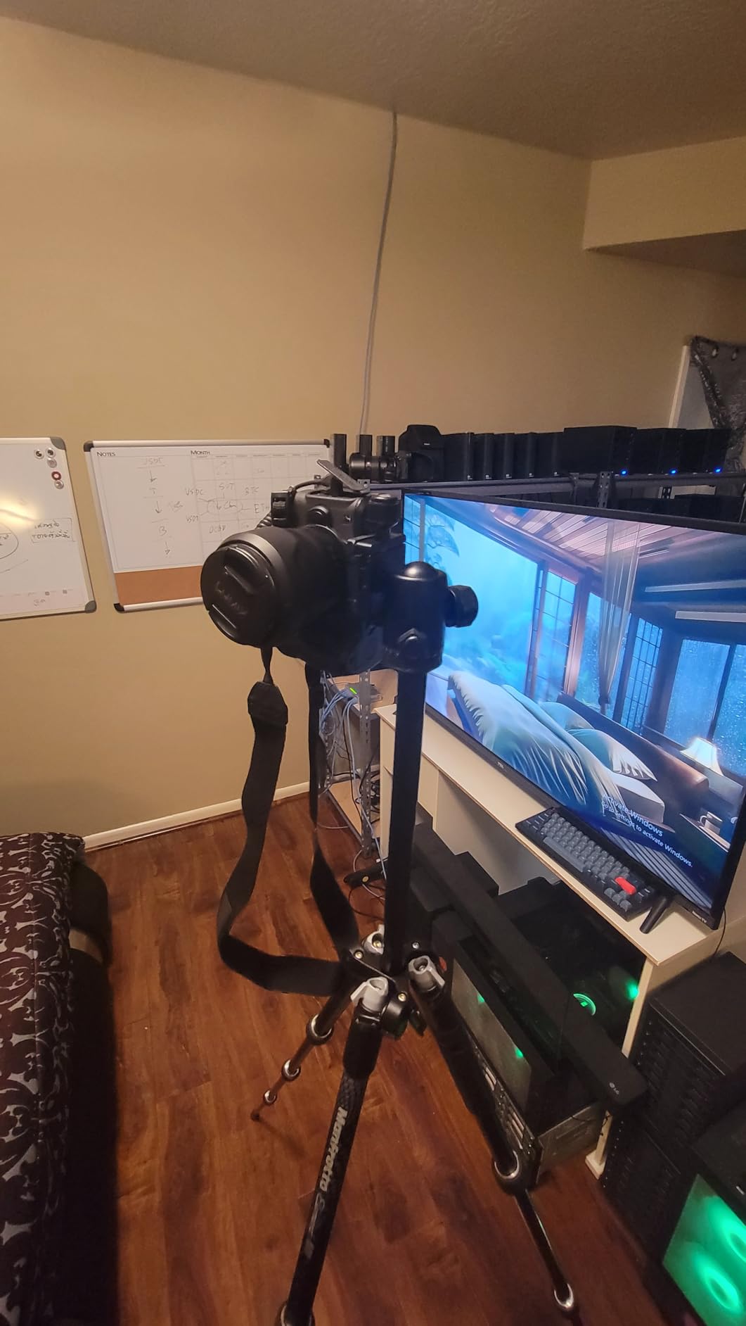 Manfrotto Element MII MMELMIIA5BK, Lightweight 5-Section Aluminium Travel Camera Monopod, with Wrist Strap, Rubber Grip, Twist Locks, Load up 15kg, for Compact Cameras, Mirrorless, DSLR, Black - Customer Photo 1