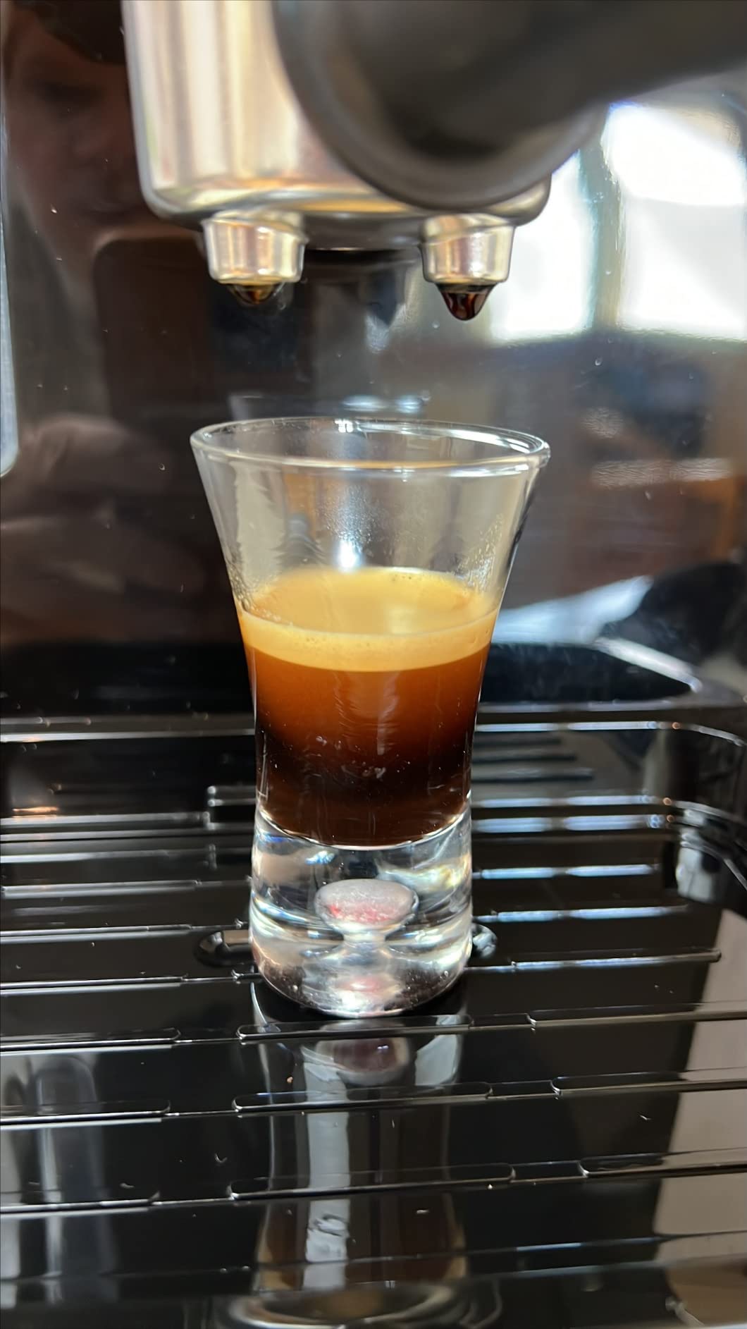 De'Longhi Stilosa Manual Espresso Machine, Compact Coffee Maker, 15 Bar Pump Pressure - Customer Photo 1