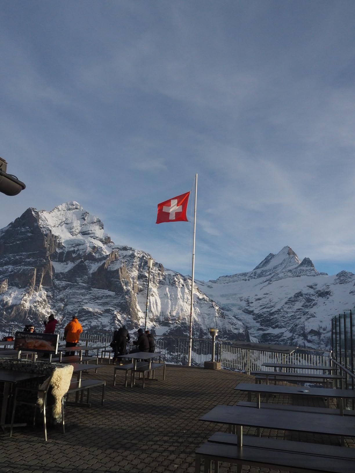 OM SYSTEM Olympus E-M10 Mark IV Silver Micro Four Thirds System Camera - Customer Photo 4