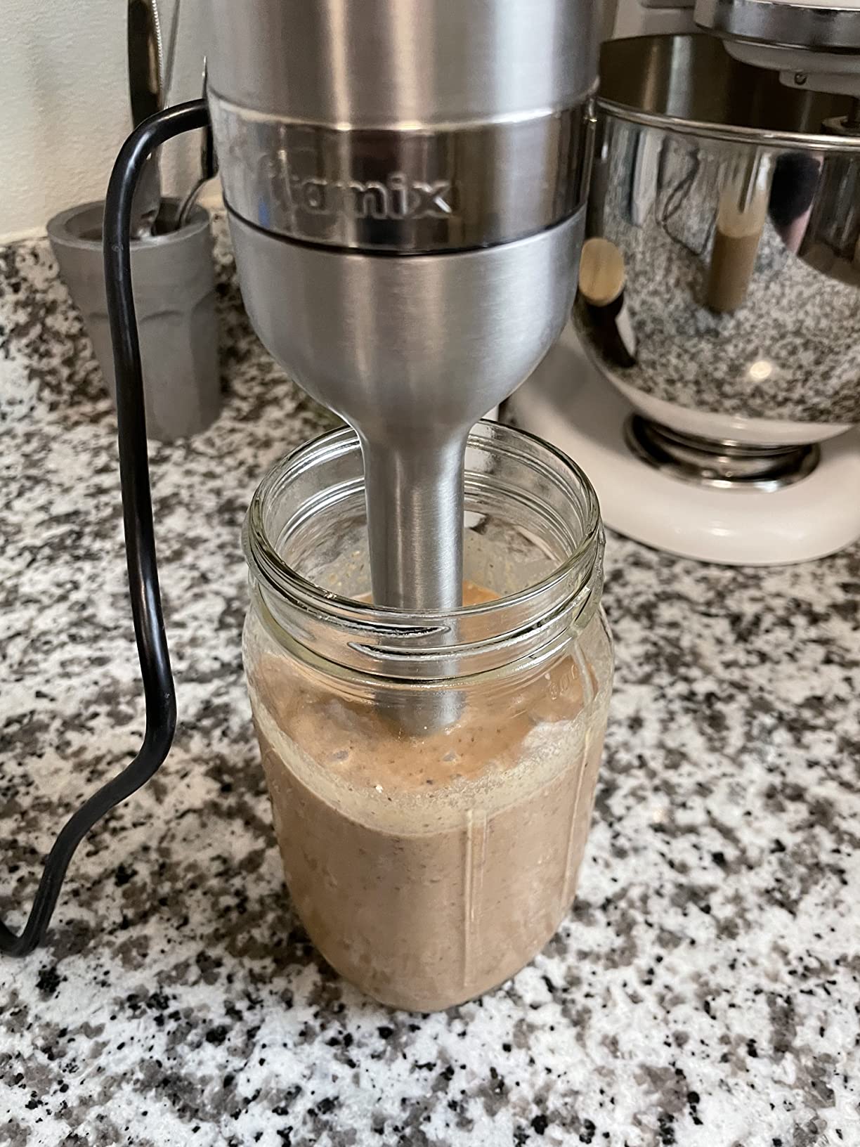 Vitamix 5-Speed Immersion Blender, Professional-Grade Hand Blender with 625-Watt Motor and Stainless-Steel Blade, Stainless Steel/Black - Customer Photo 4