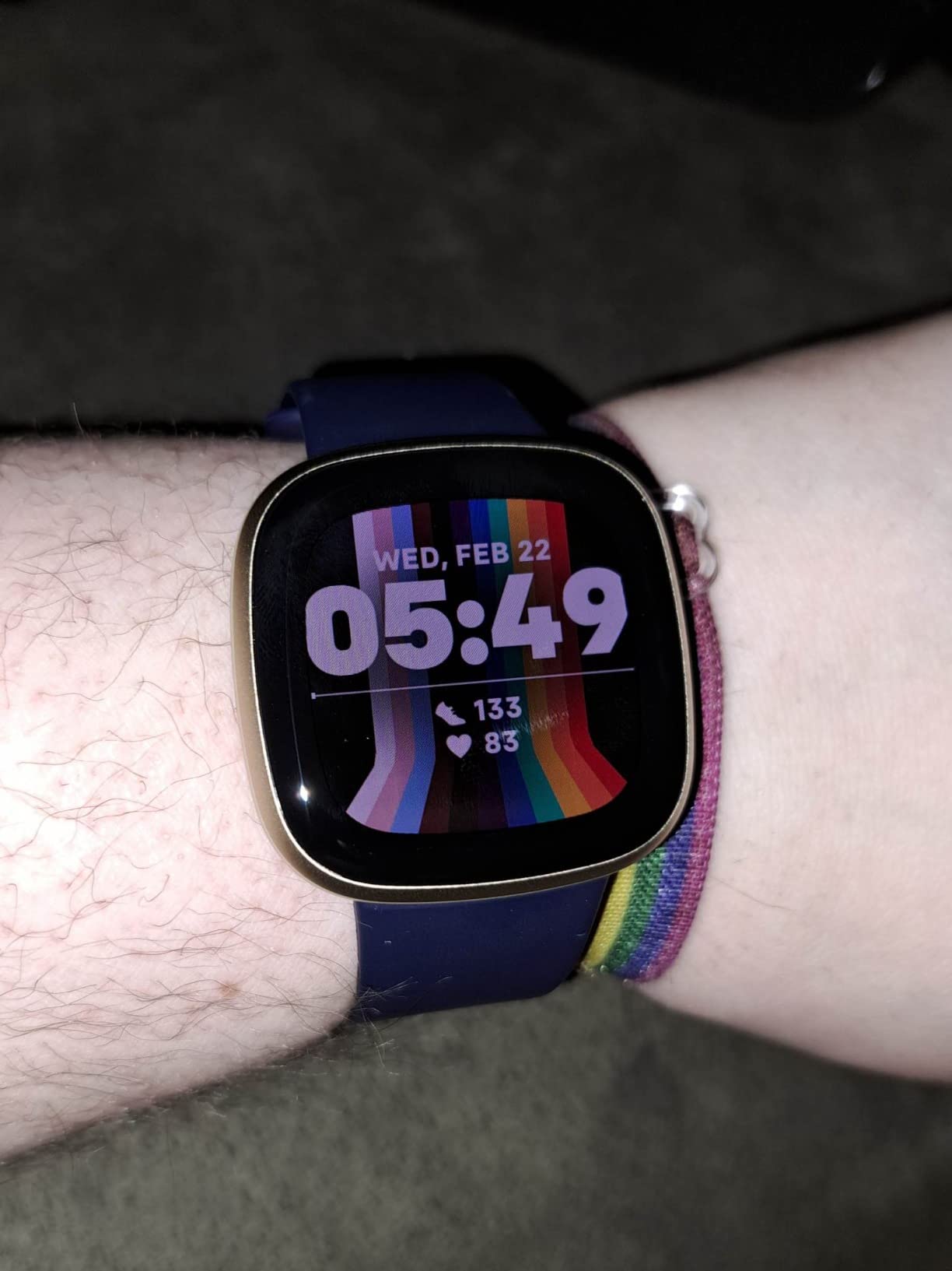 Fitbit Versa 3 Health & Fitness Smartwatch with GPS, 24/7 Heart Rate, Alexa Built-in, 6+ Days Battery, Midnight Blue/Gold, One Size (S & L Bands Included) customer photo 2