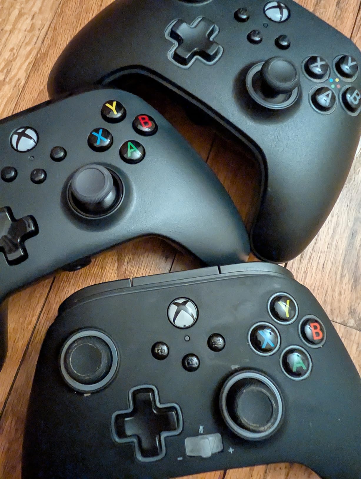 PowerA Wired Controller for Xbox Series X|S - Black, gamepad, wired video game controller, gaming controller, works with Xbox One and Windows 10/11 - Customer Photo 1