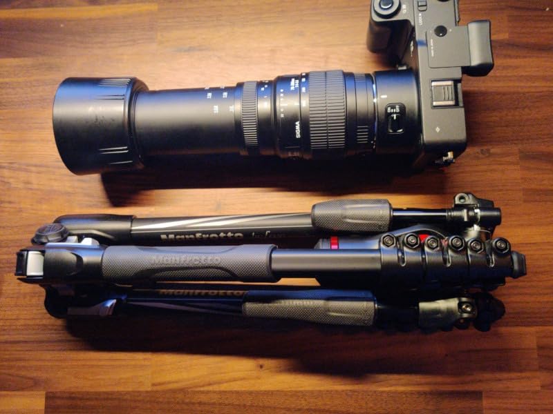 Manfrotto Befree 3-Way Live Advanced Tripod Kit, Tripod and Fluid Head in Aluminum for Cameras and Camcorders up to 6 kg, Ultra-Compact, Photography Accessories for Content Creation, Photo and Video - Customer Photo 1