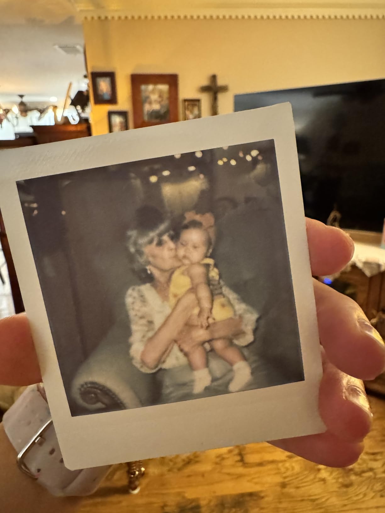 FUJIFILM Instax Square SQ1 Instant Camera - Chalk White Customer Review FUJIFILM Instax Square SQ1 Instant Camera - Chalk White - Customer Photo 1