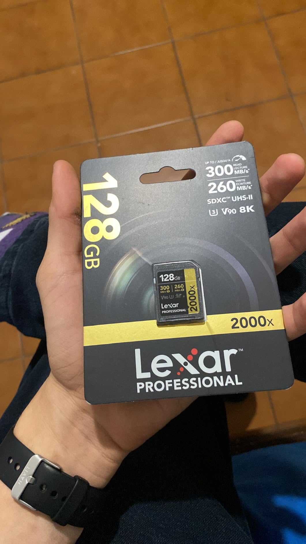 Lexar 128GB Professional 2000x SD Card, UHS-II, C10, U3, V90, Full HD, 8K, Up To 300MB/s Read SDXC Memory Card, for DSLR, Cinema-Quality Video Cameras (LSD2000128G-BNNNU) - Customer Photo 1