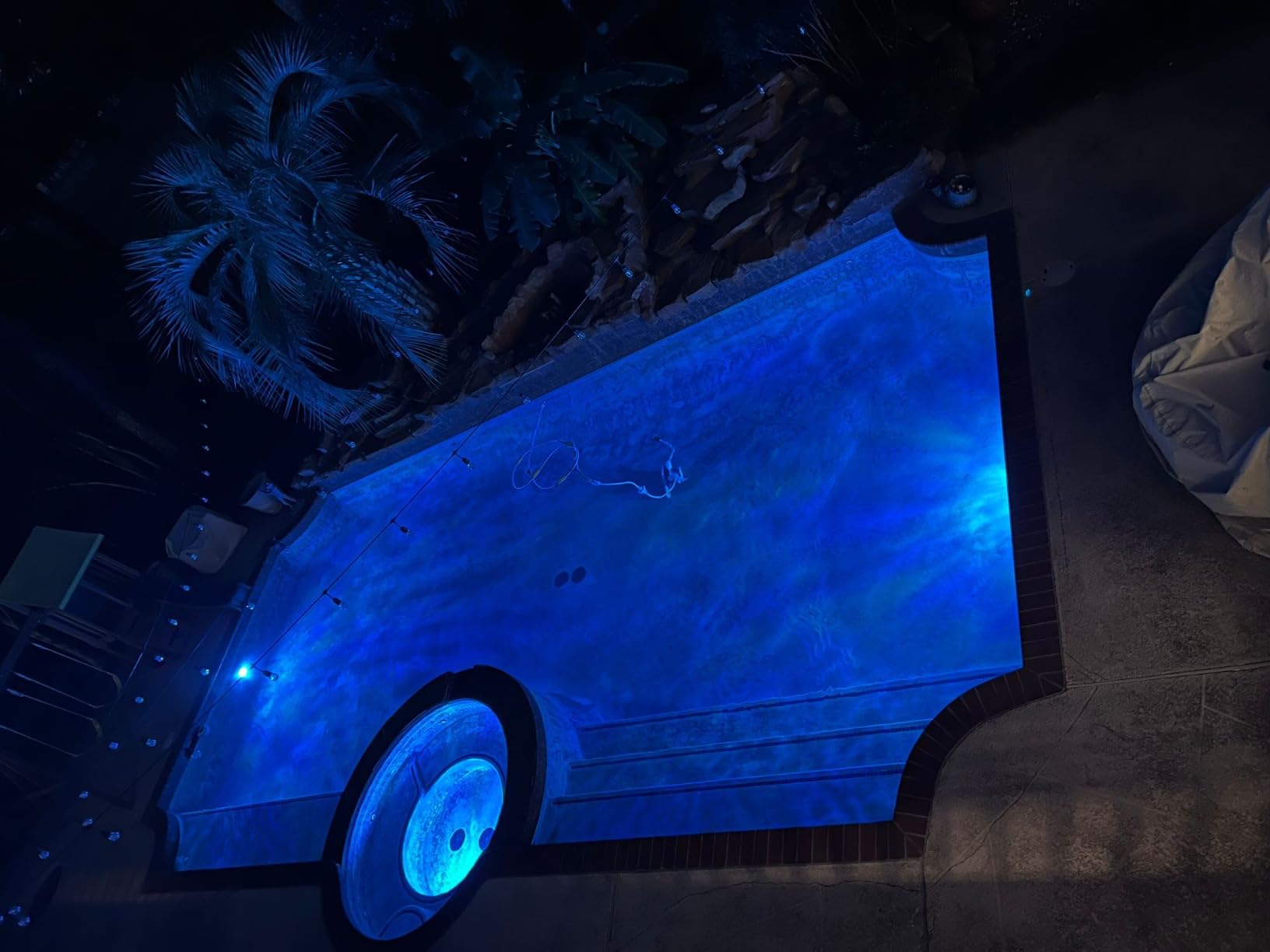 Voswitch Poolexa SS0650X 6 inch Small LED Color Inground Pool/Spa Light for Wet Niche with 50 Foot Cord (Controller Included) Customer Review Voswitch Poolexa SS0650X 6 inch Small LED Color Inground Pool/Spa Light for Wet Niche with 50 Foot Cord (Controller Included) - Customer Photo 5