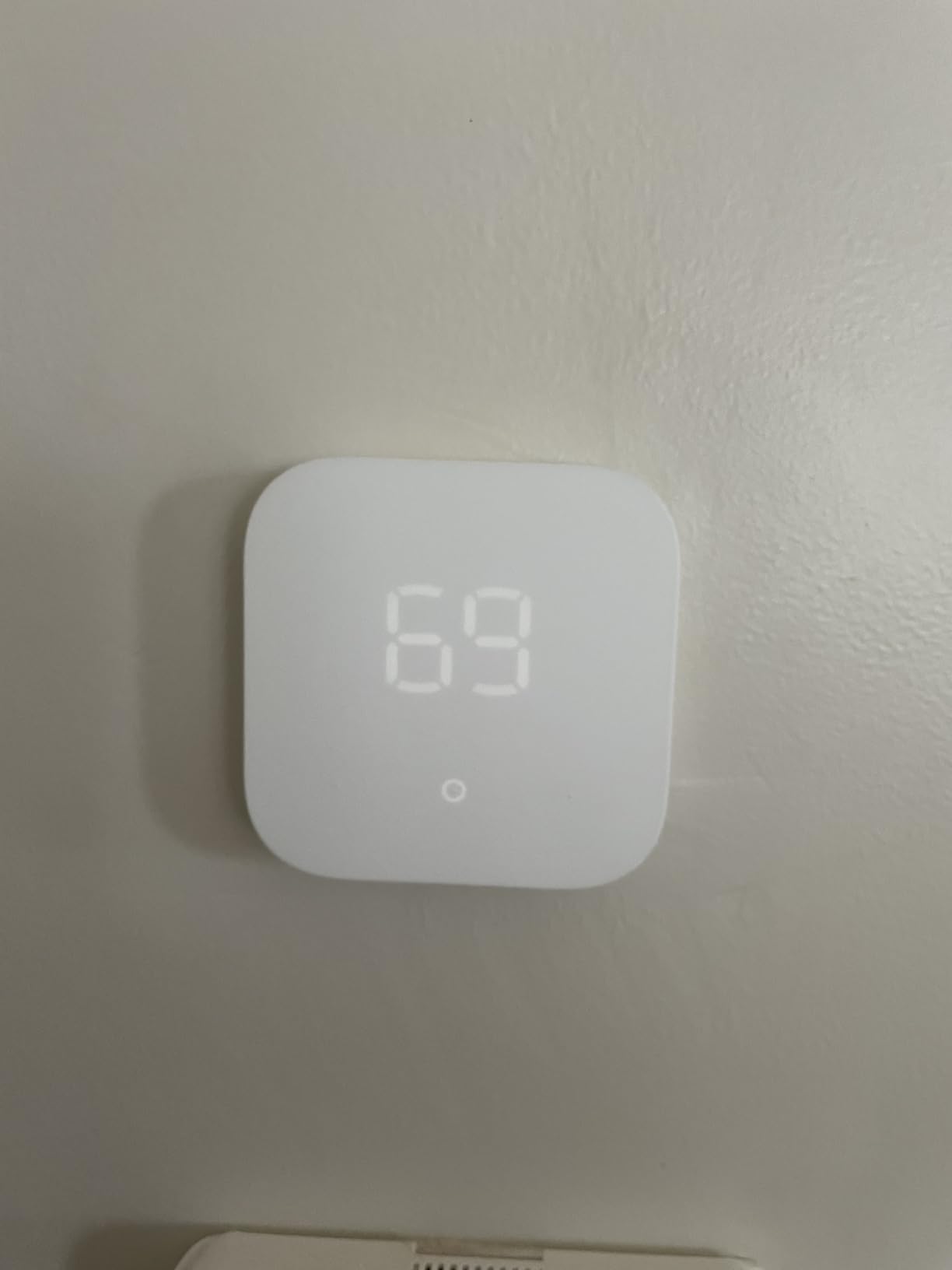 Amazon Smart Thermostat – Save money and energy - Works with Alexa and Ring - C-wire required - Customer Photo 2