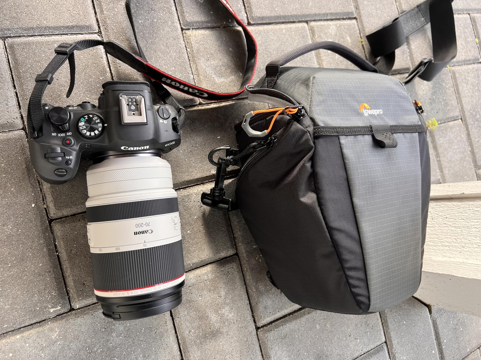 Lowepro Photo Active TLZ 50AW Mirrorless and DSLR Toploader - Large Customer Review Lowepro Photo Active TLZ 50AW Mirrorless and DSLR Toploader - Large - Customer Photo 1