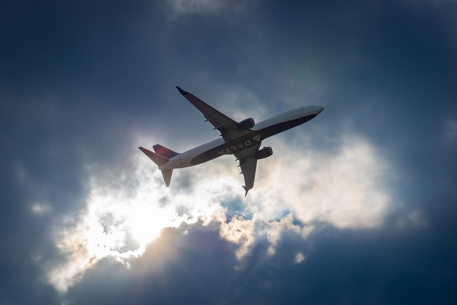 Tamron 70-300mm F/4.5-6.3 Di III RXD for Sony Mirrorless Full Frame/APS-C E-Mount (Tamron 6 Year Limited USA Warranty), Black - Customer Photo 1