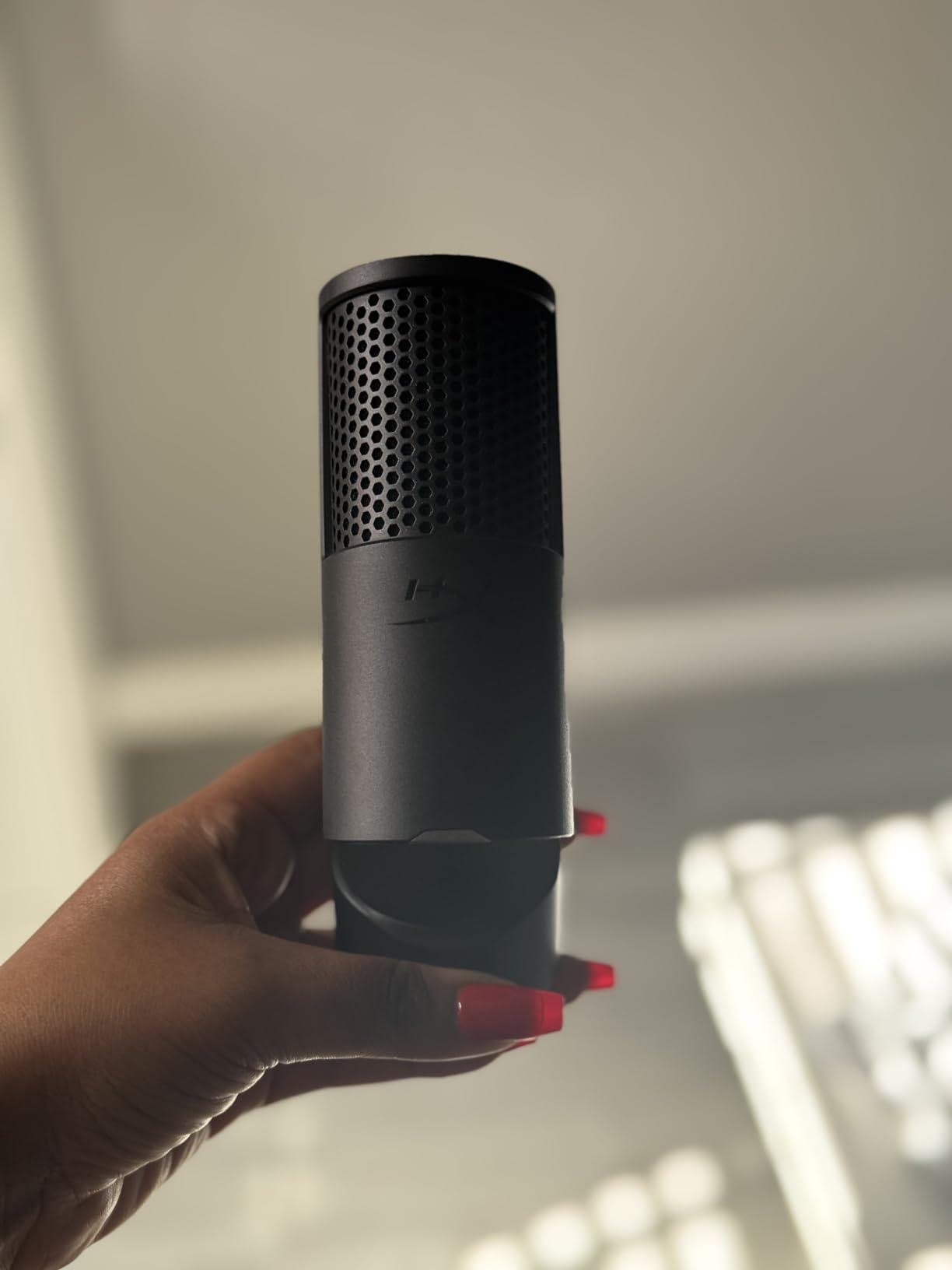 HyperX SoloCast - USB Condenser Gaming Microphone, for PC, PS4, PS5 and Mac, Tap-to-Mute Sensor, Cardioid Polar Pattern, great for Streaming, Podcasts, Twitch, YouTube, Discord, Black Customer Review HyperX SoloCast - USB Condenser Gaming Microphone, for PC, PS4, PS5 and Mac, Tap-to-Mute Sensor, Cardioid Polar Pattern, great for Streaming, Podcasts, Twitch, YouTube, Discord, Black - Customer Photo 2