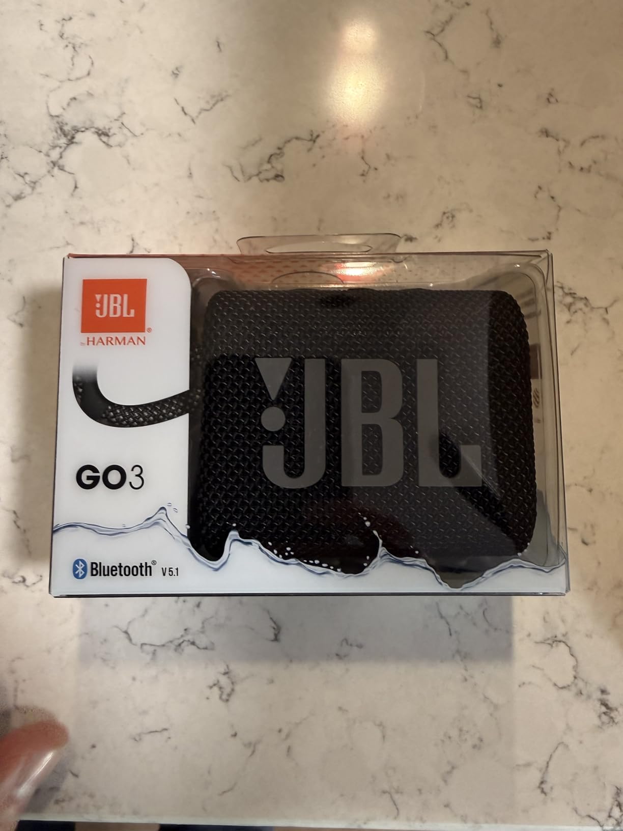 JBL Go 3 - Portable Mini Bluetooth Speaker, big audio and punchy bass, IP67 waterproof and dustproof, 5 hours of playtime, speaker for home, outdoor and travel (Black) - Customer Photo 1