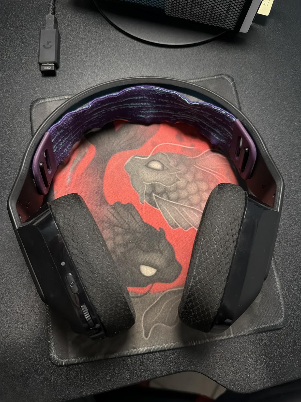 Logitech G535 Lightspeed Wireless Gaming Headset - Black | Lightweight, on-ear design, flip-to-mute microphone, USB rechargeable battery customer photo 2
