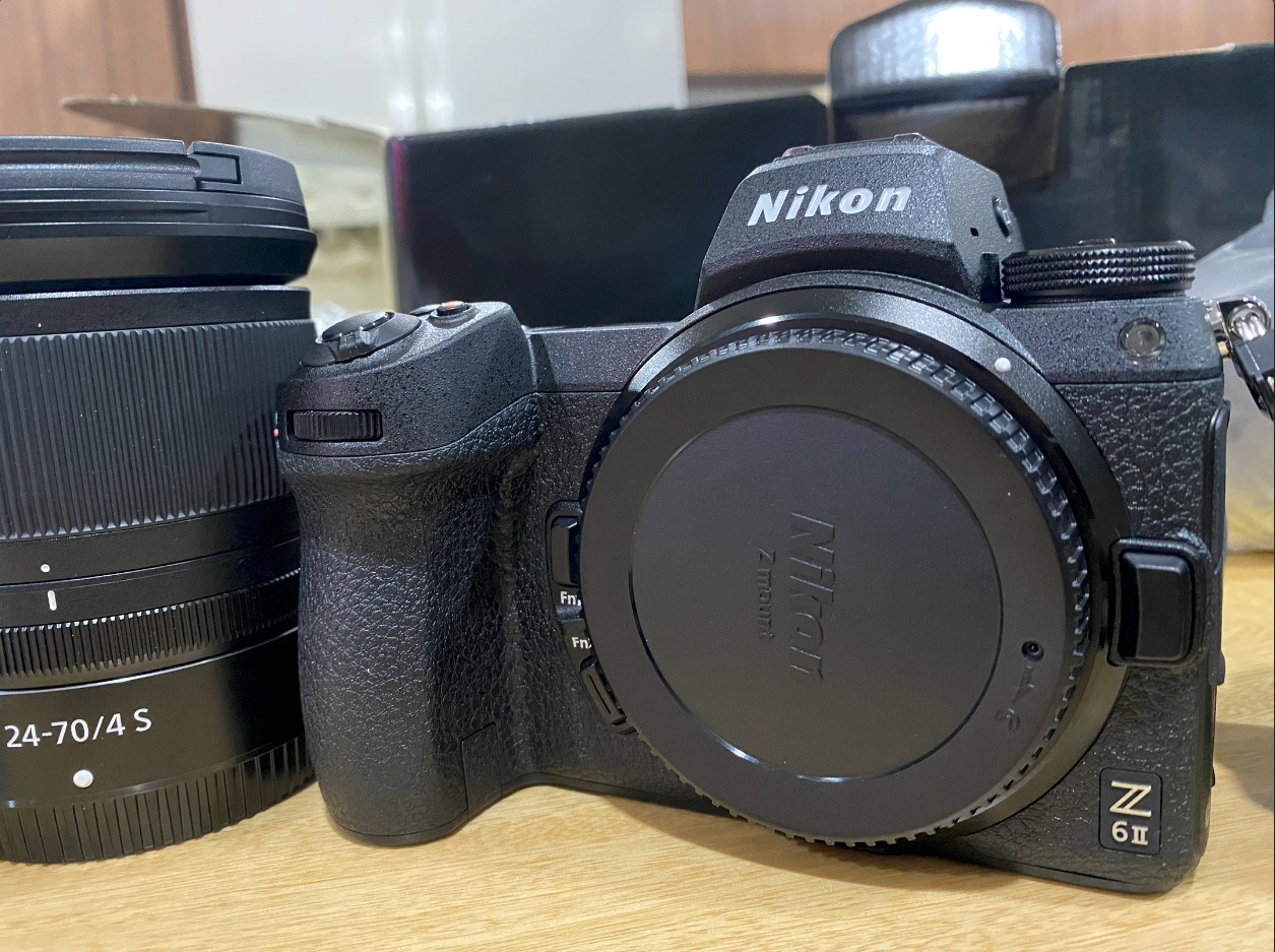 Nikon Z6II Mirrorless Camera Body + NIKKOR Z 24-70mm f/4 S Lens Kit 1663 FX-Format Full-Frame 4K UHD Bundle with Deco Gear Travel Bag Case + Extra Battery + LED + Filters + Software & Accessories - Customer Photo 2