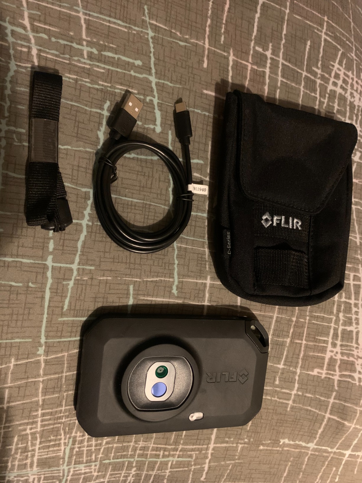 FLIR C3-X Compact Thermal Imaging Camera with Wifi: High Resolution Infrared Imager for Inspection, Electrical/Mechanical, Building, and HVAC Applications customer photo 1