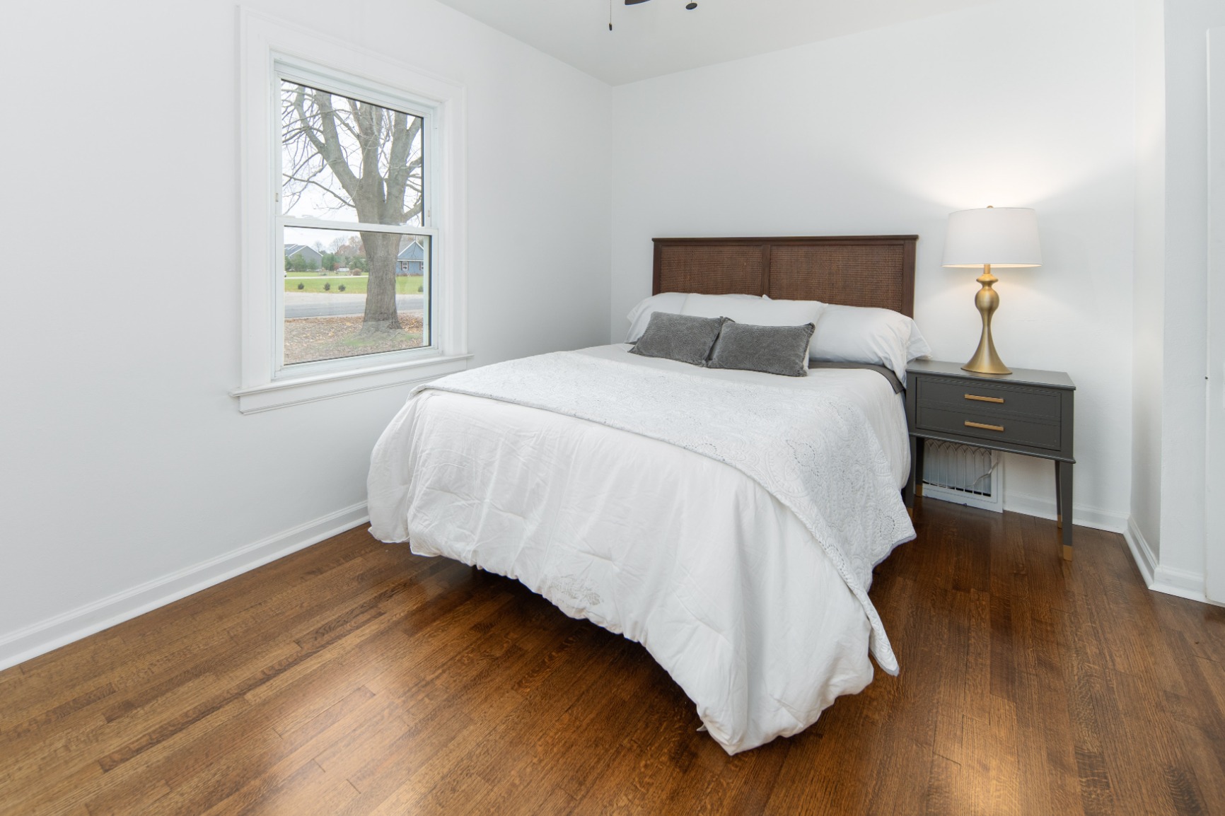 LAOWA Venus 15mm f/4.5 Zero-D Shift Lens for Sony E - Customer Photo 2